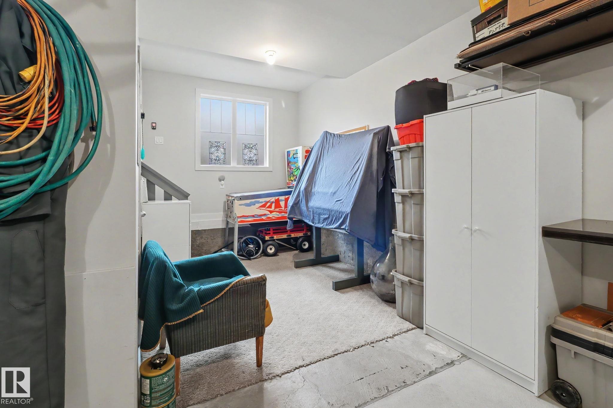 24 165 Cy Becker Blvd, Edmonton, AB - Indoor