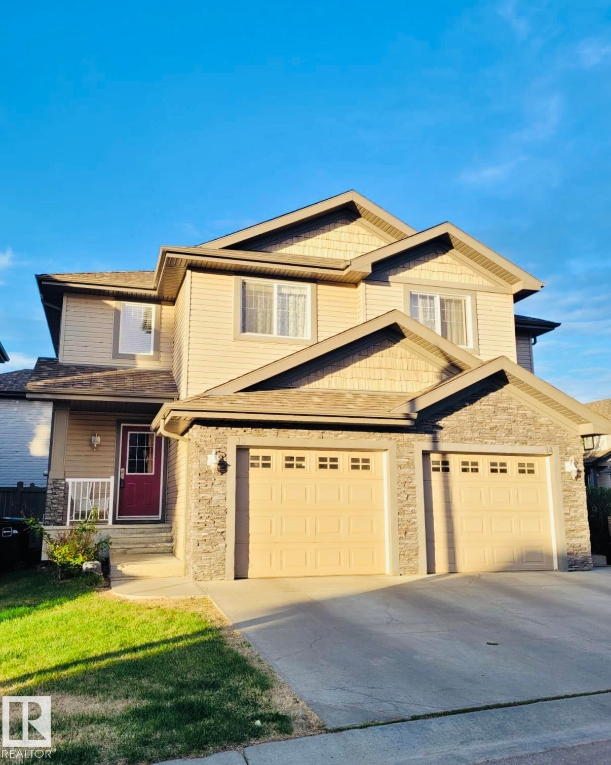 13 1730 Leger Gate, Edmonton, AB - Outdoor
