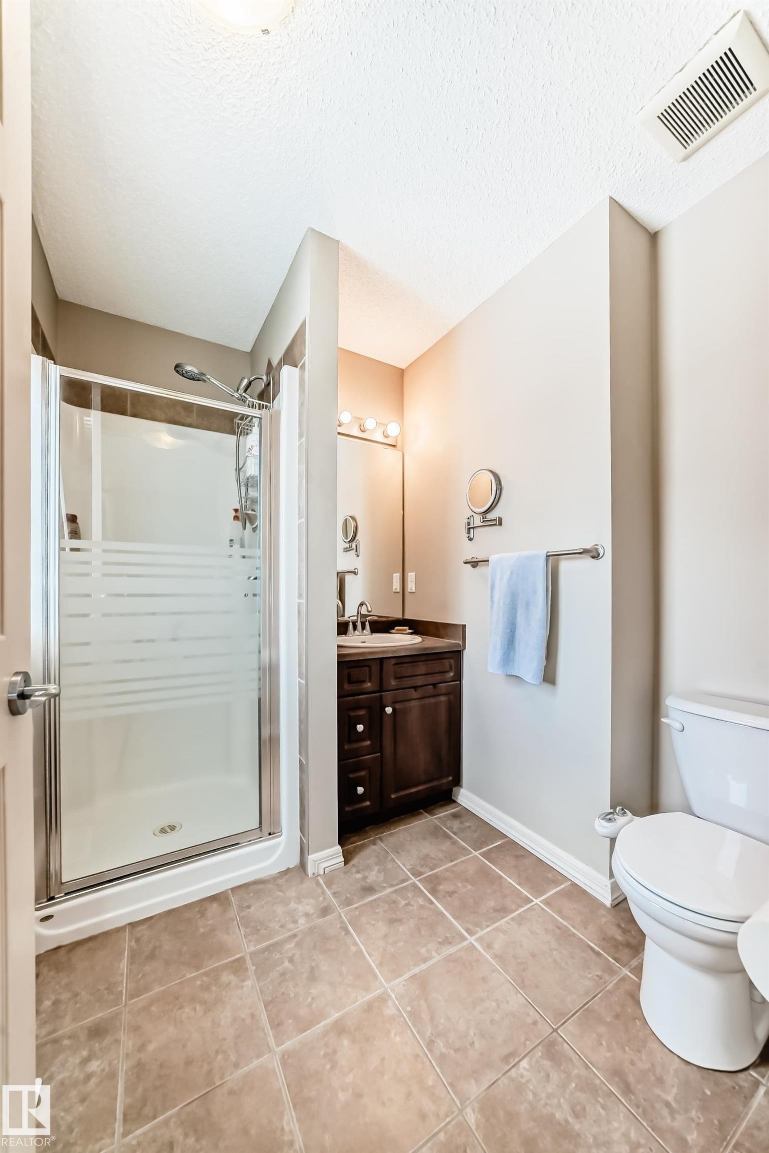 13 1730 Leger Gate, Edmonton, AB - Indoor Photo Showing Bathroom