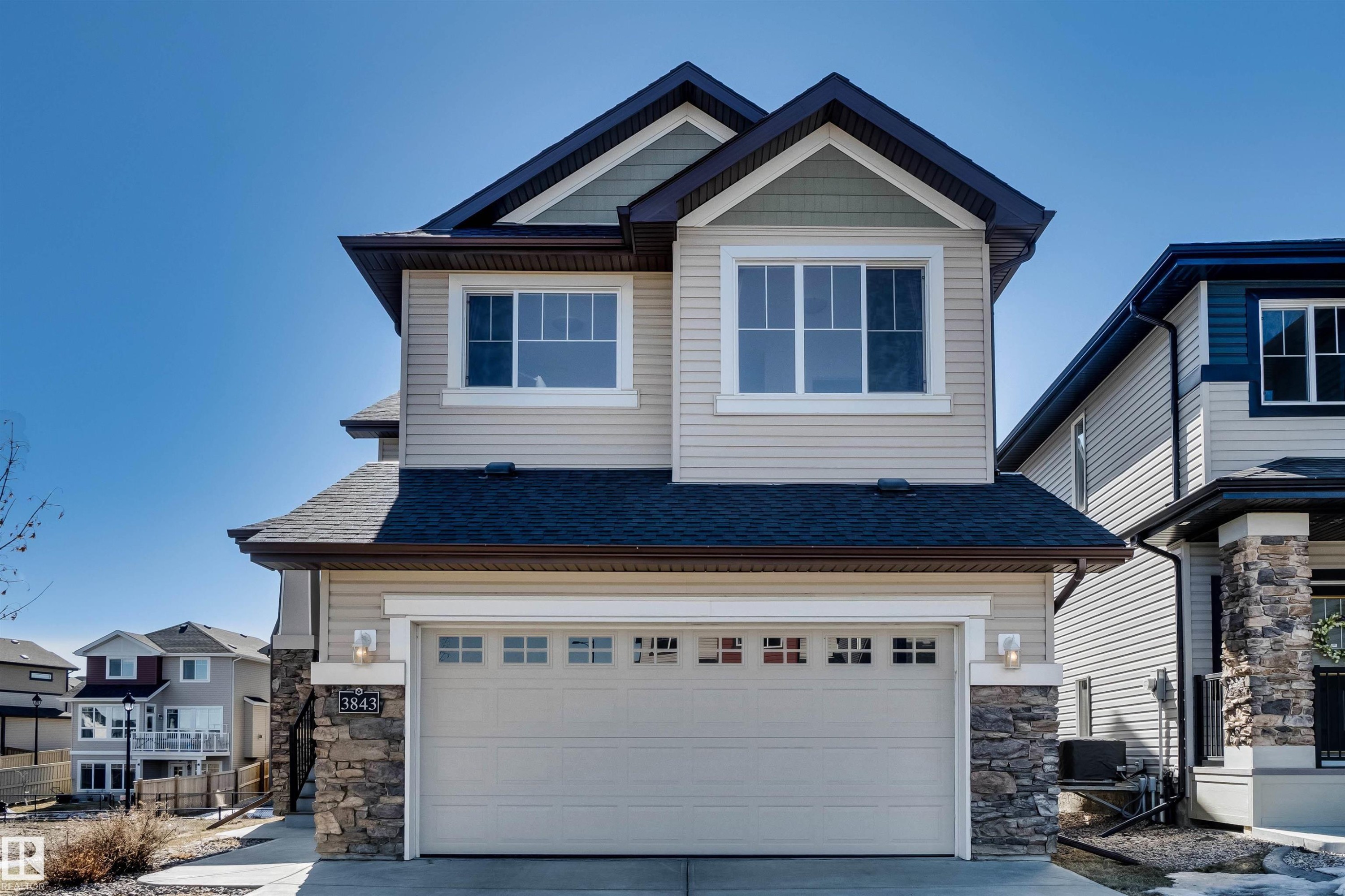 3843 Agar Green, Edmonton, AB - Outdoor