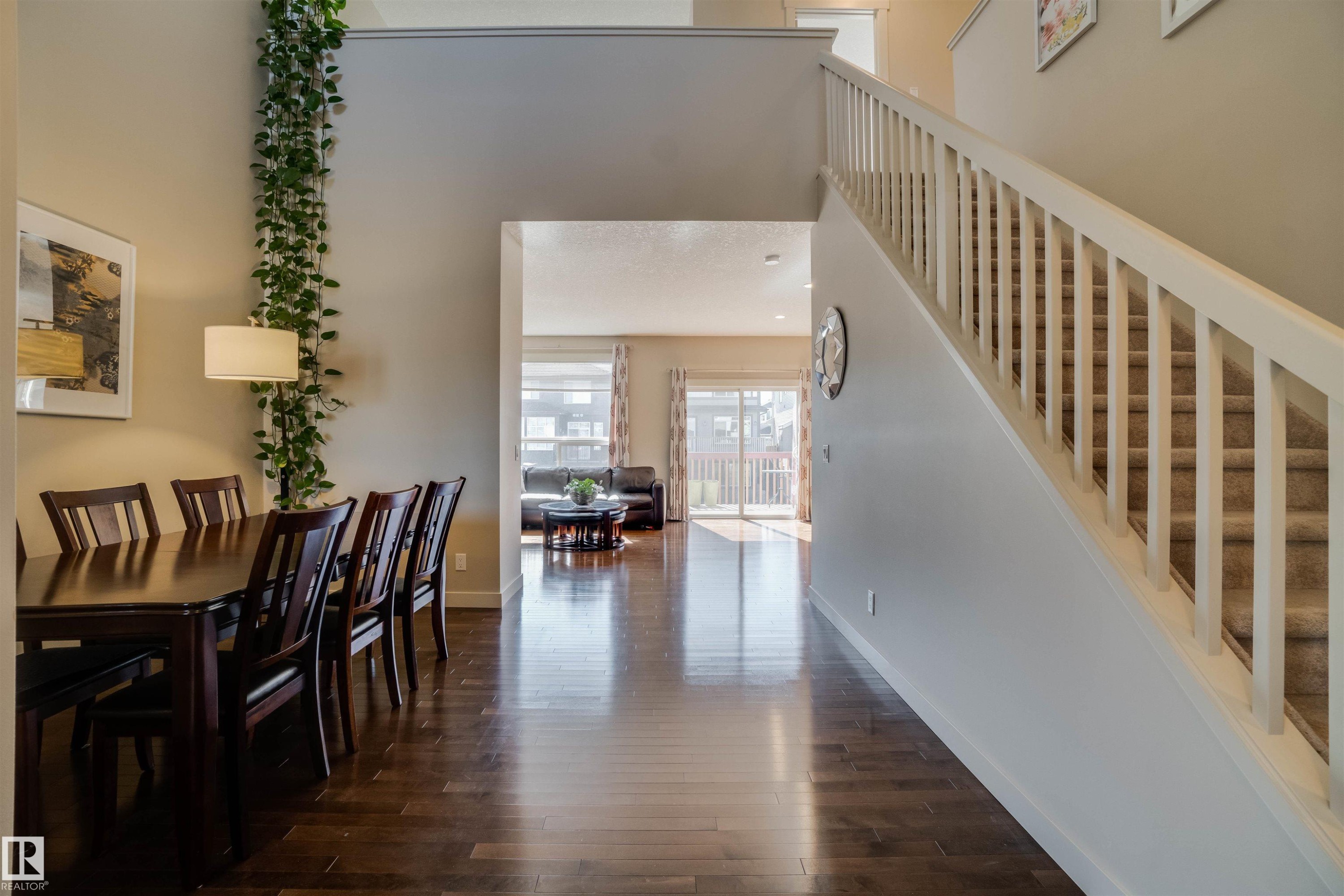 3843 Agar Green, Edmonton, AB - Indoor