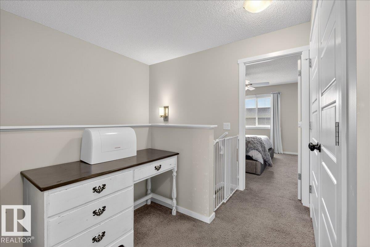 2530 Orchards Way, Edmonton, AB - Indoor Photo Showing Other Room