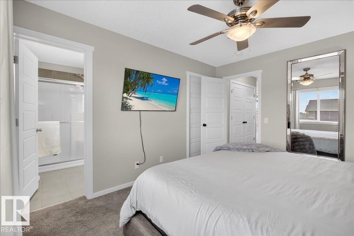 2530 Orchards Way, Edmonton, AB - Indoor Photo Showing Bedroom