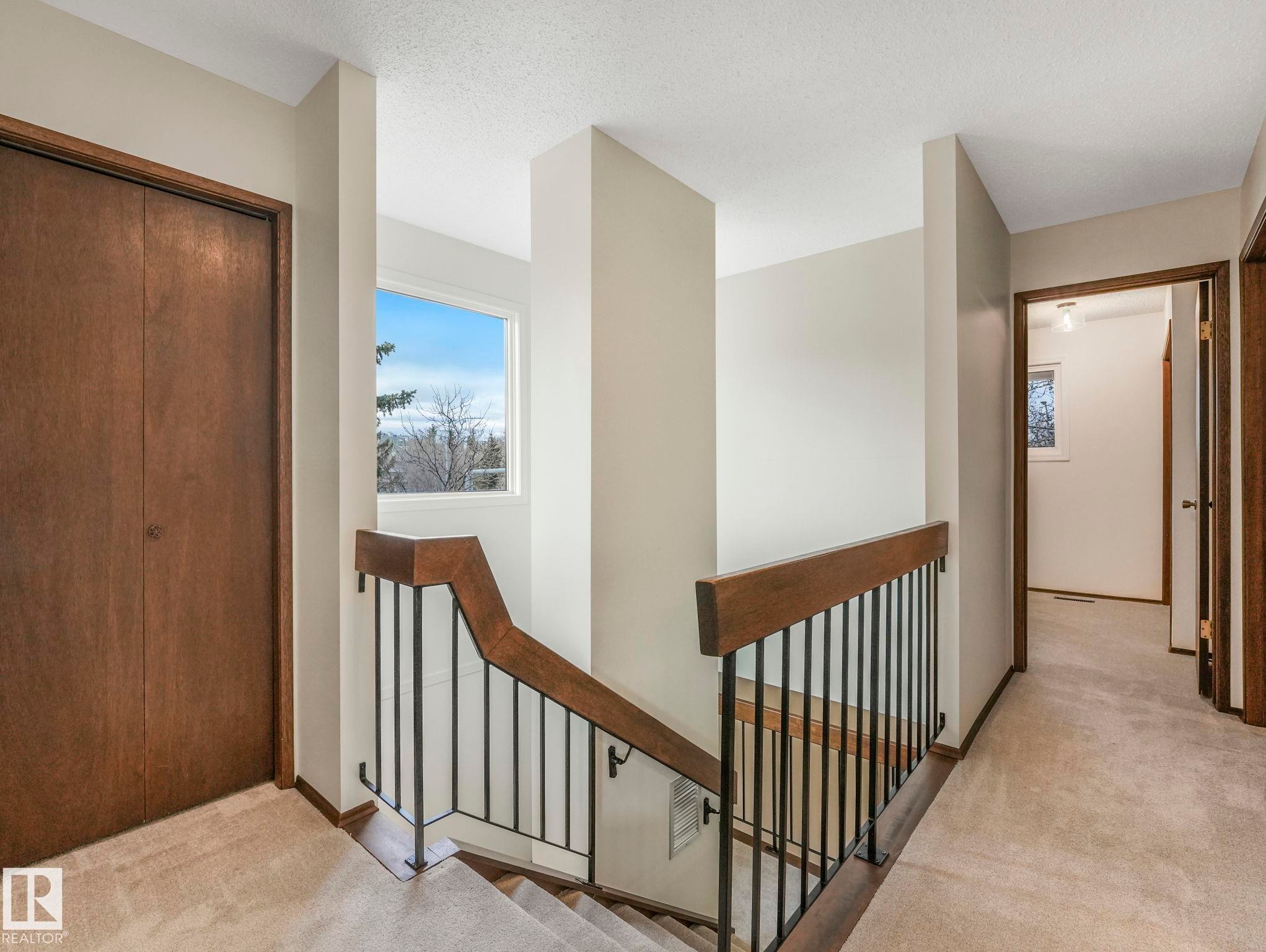 33 Glaewyn, St. Albert, AB - Indoor Photo Showing Other Room