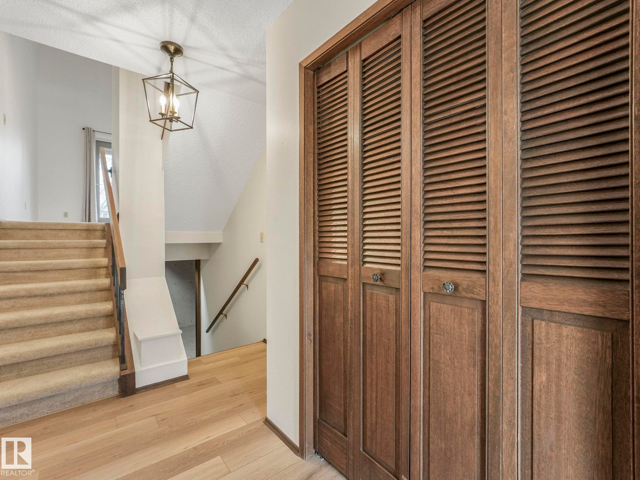 33 Glaewyn, St. Albert, AB - Indoor Photo Showing Other Room