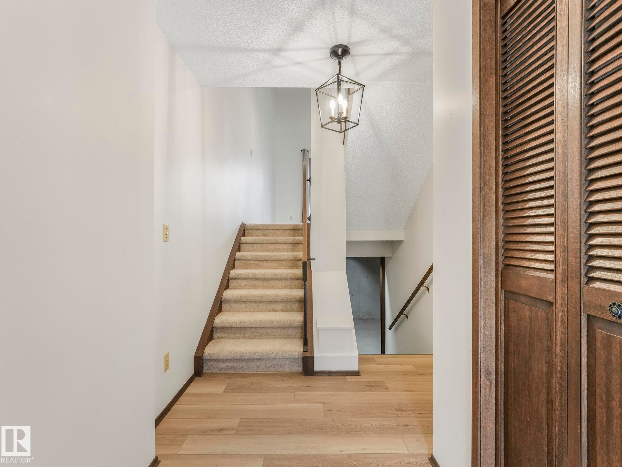 33 Glaewyn, St. Albert, AB - Indoor Photo Showing Other Room