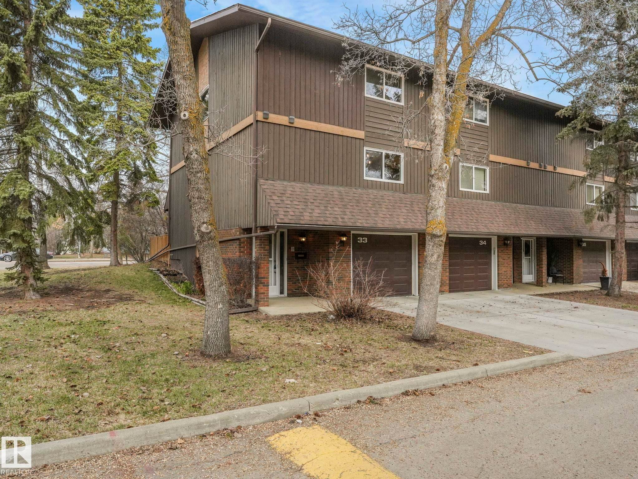 33 Glaewyn, St. Albert, AB - Outdoor