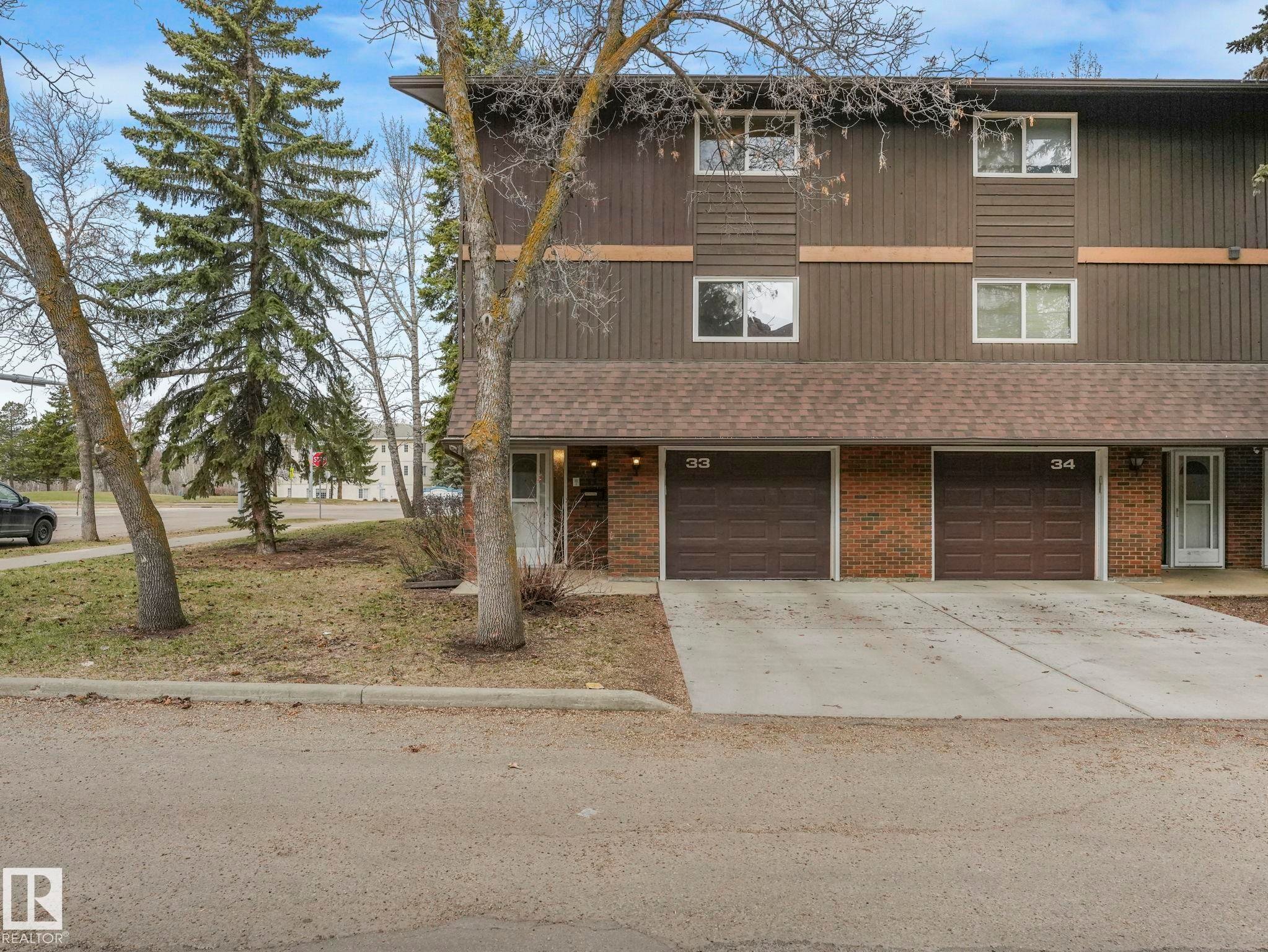 33 Glaewyn, St. Albert, AB - Outdoor