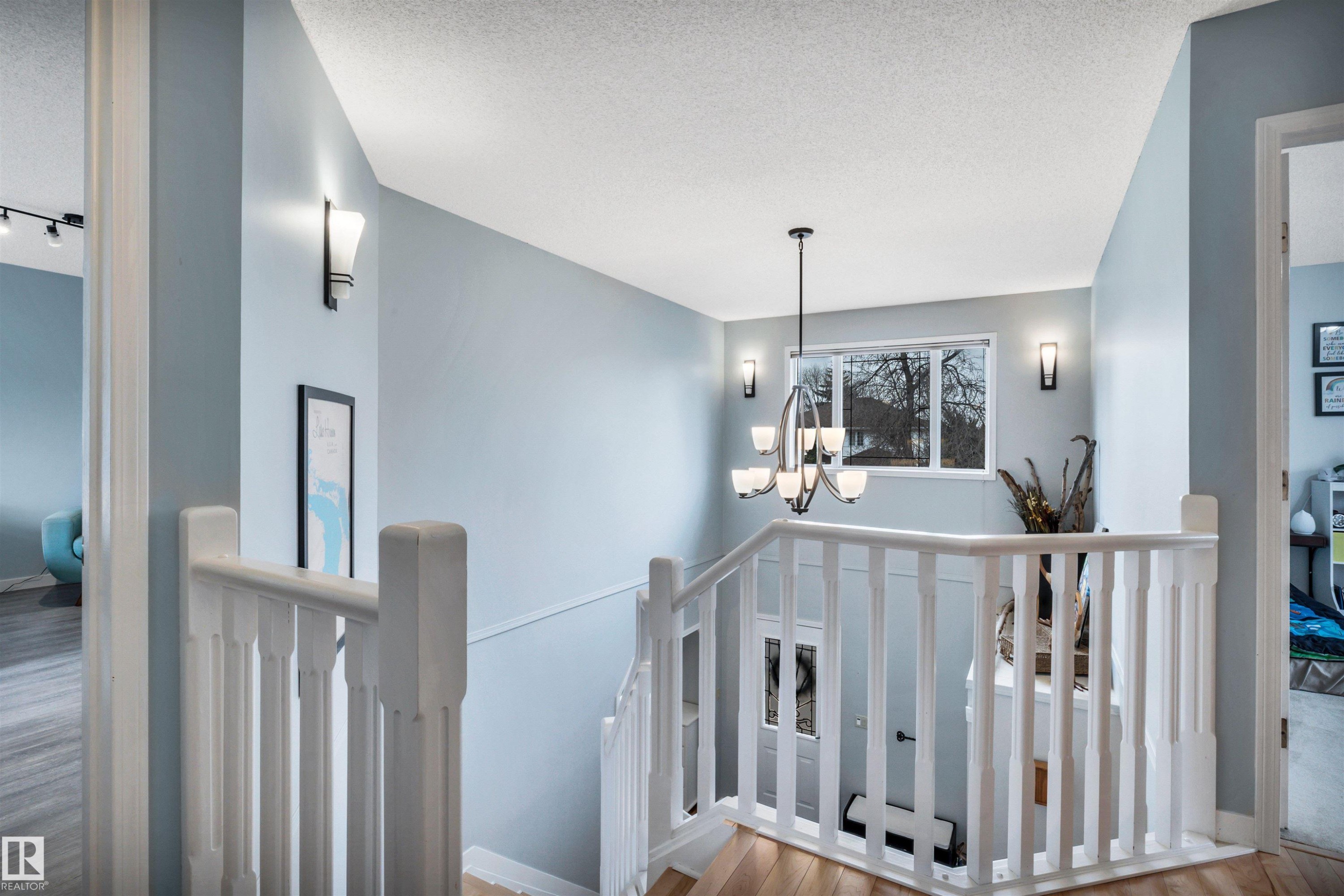 37 Deane Crescent, St. Albert, AB - Indoor Photo Showing Other Room