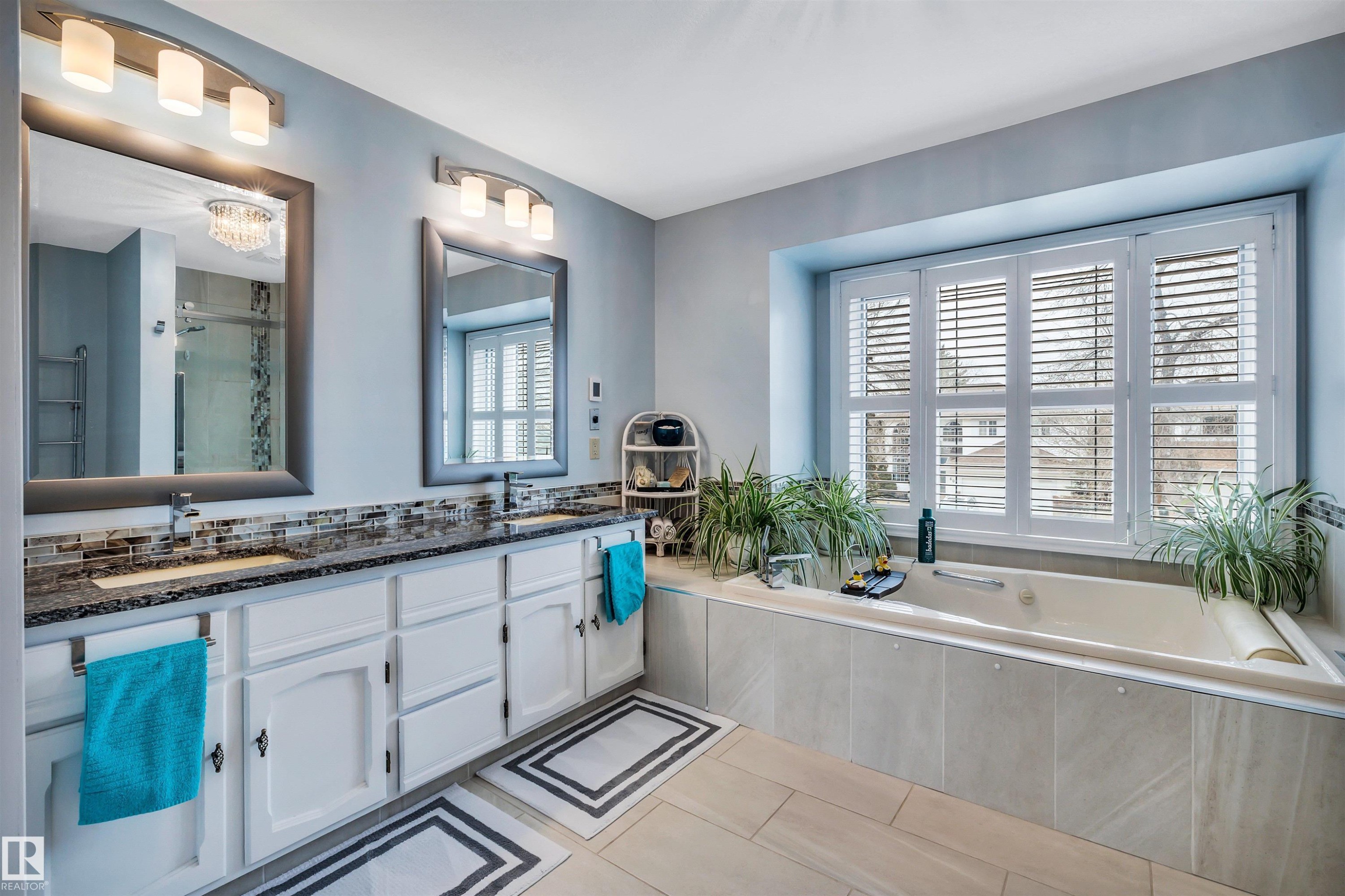 37 Deane Crescent, St. Albert, AB - Indoor Photo Showing Bathroom