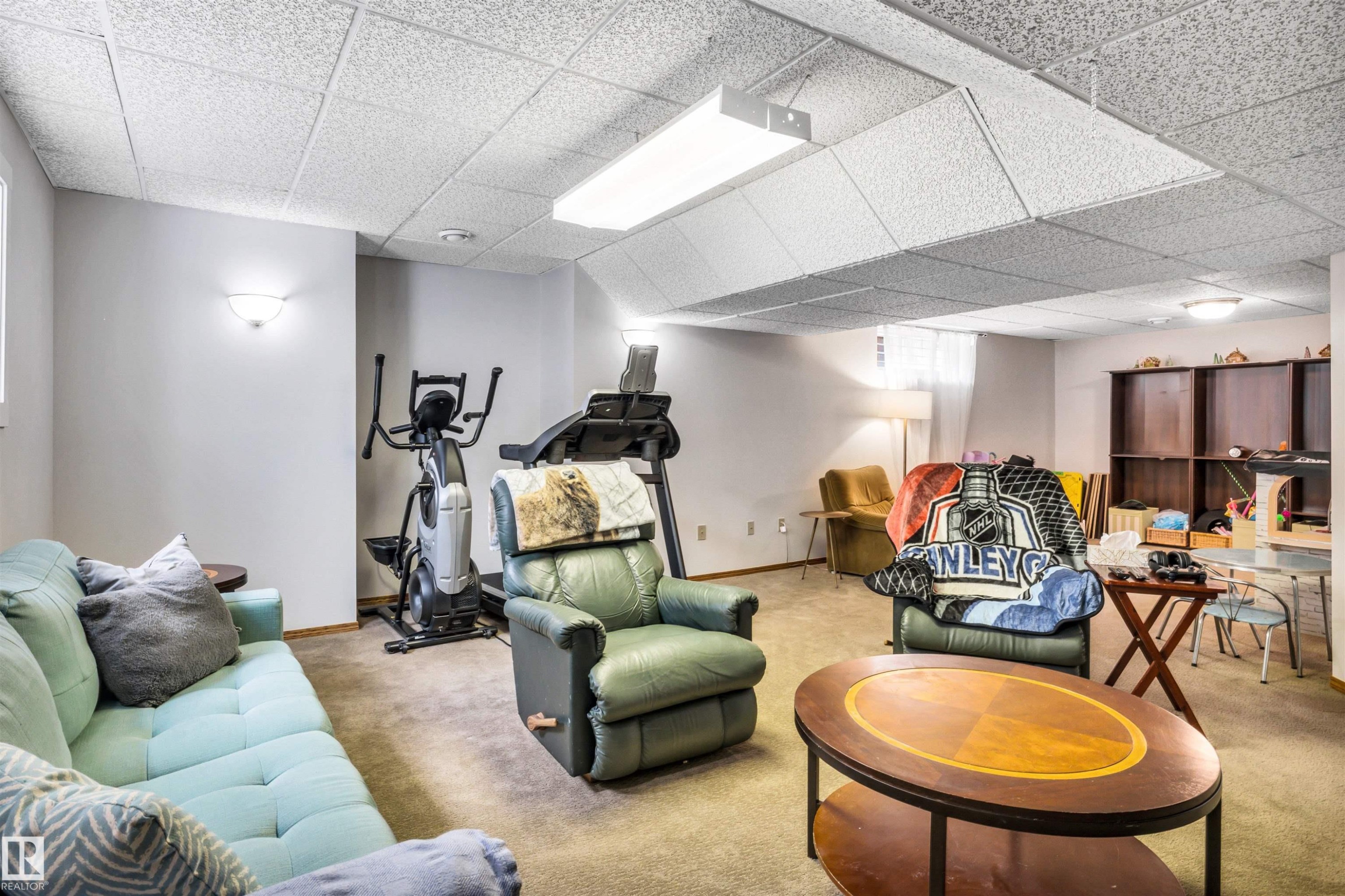 37 Deane Crescent, St. Albert, AB - Indoor