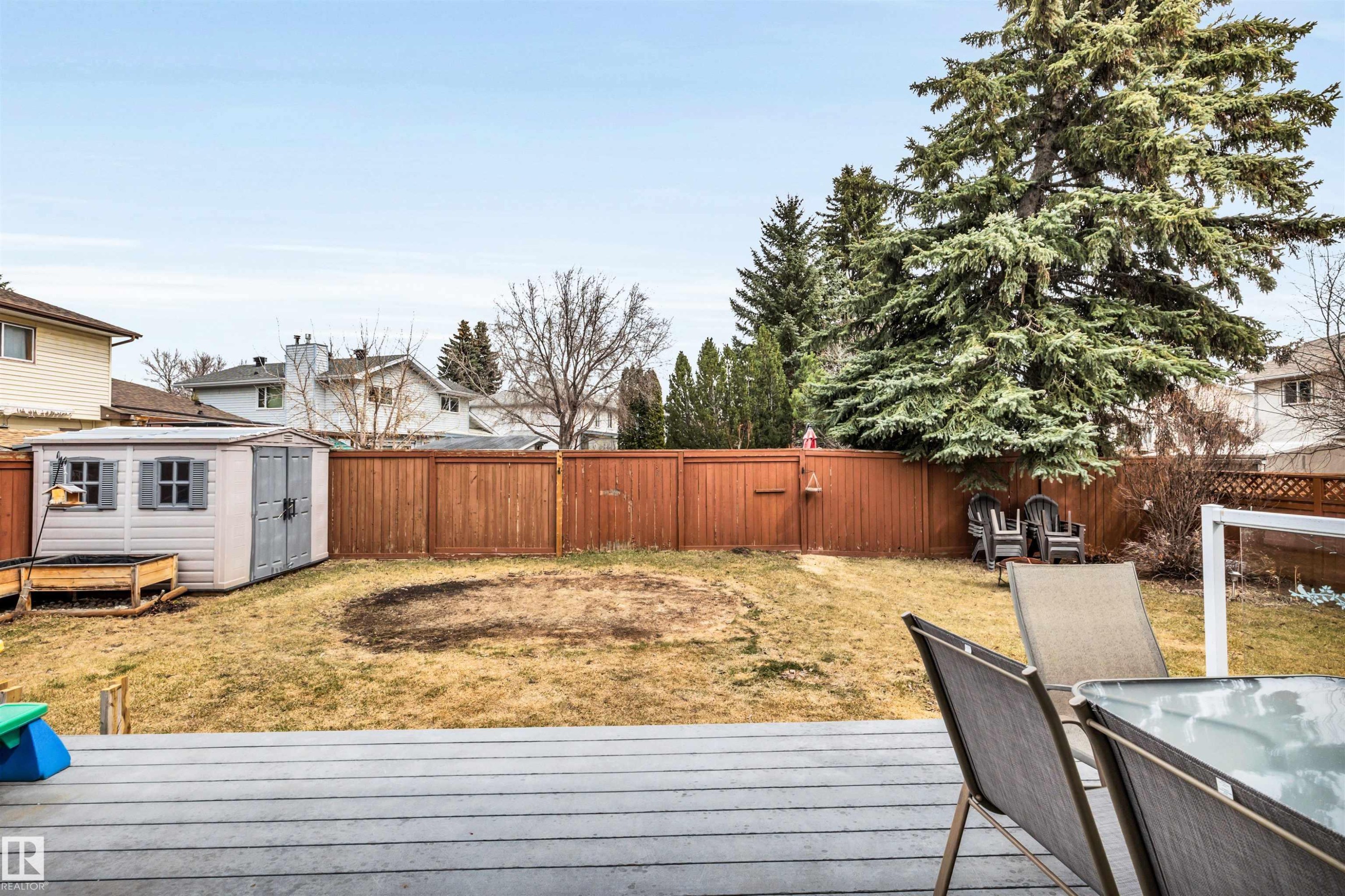 37 Deane Crescent, St. Albert, AB - Outdoor