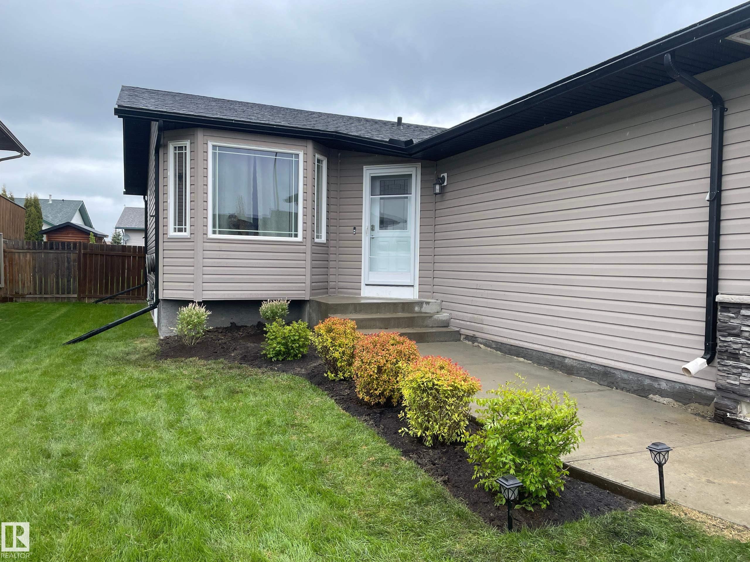 2547 Lockhart Way, Cold Lake, AB - Outdoor