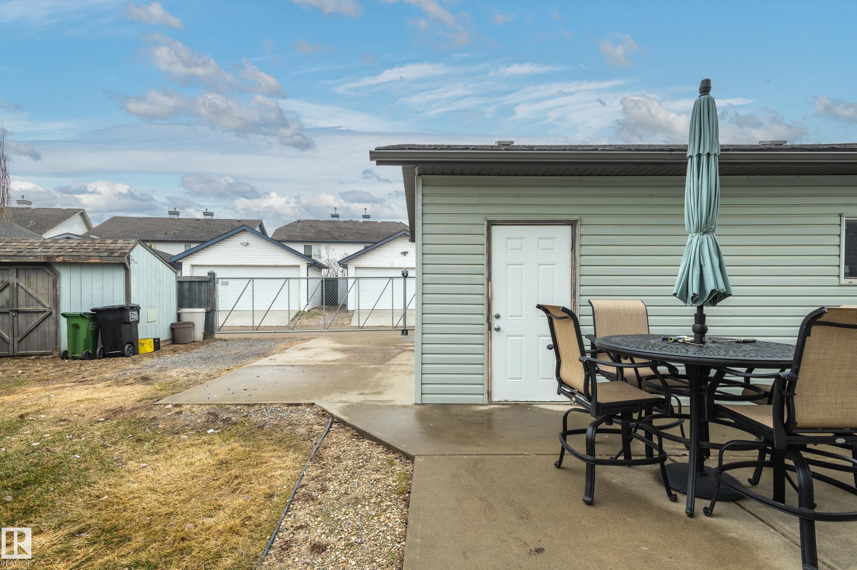 5428 202 Street, Edmonton, AB - Outdoor With Deck Patio Veranda