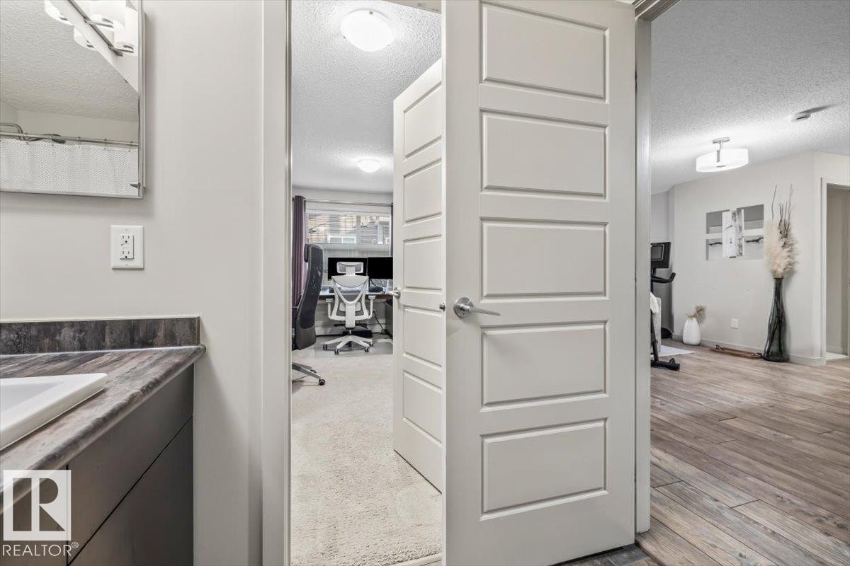 113 5510 Schonsee Drive, Edmonton, AB - Indoor