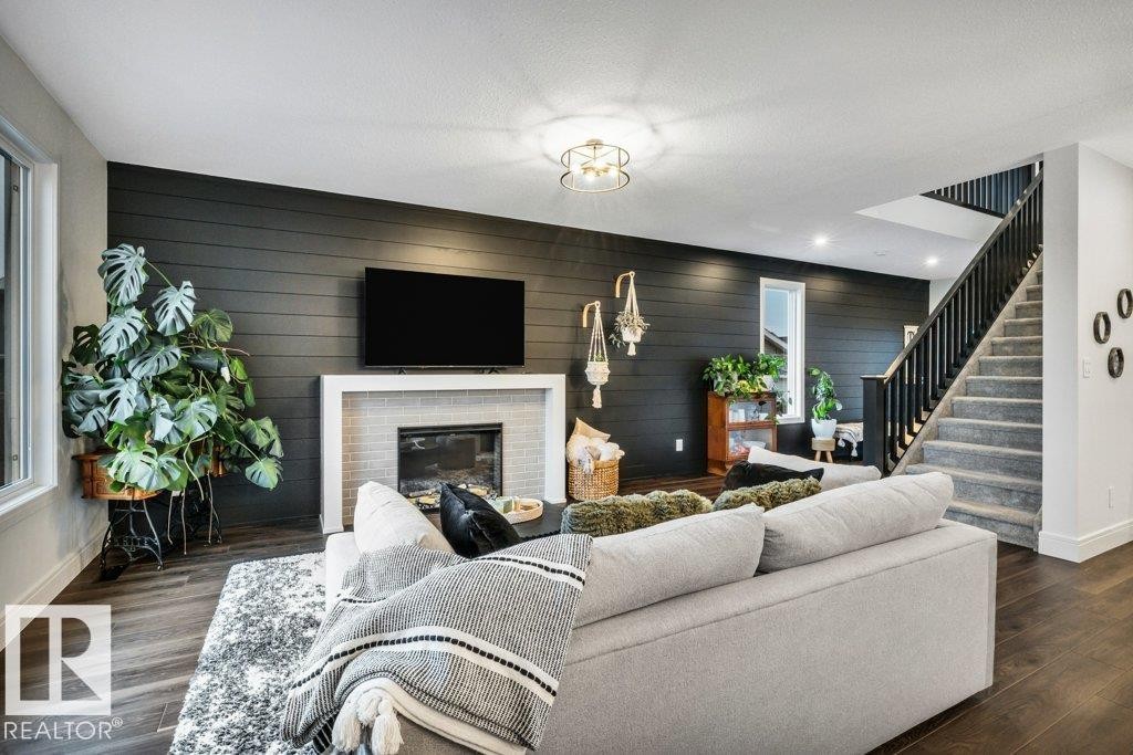 158 Jennifer Crescent, St. Albert, AB - Indoor Photo Showing Living Room With Fireplace