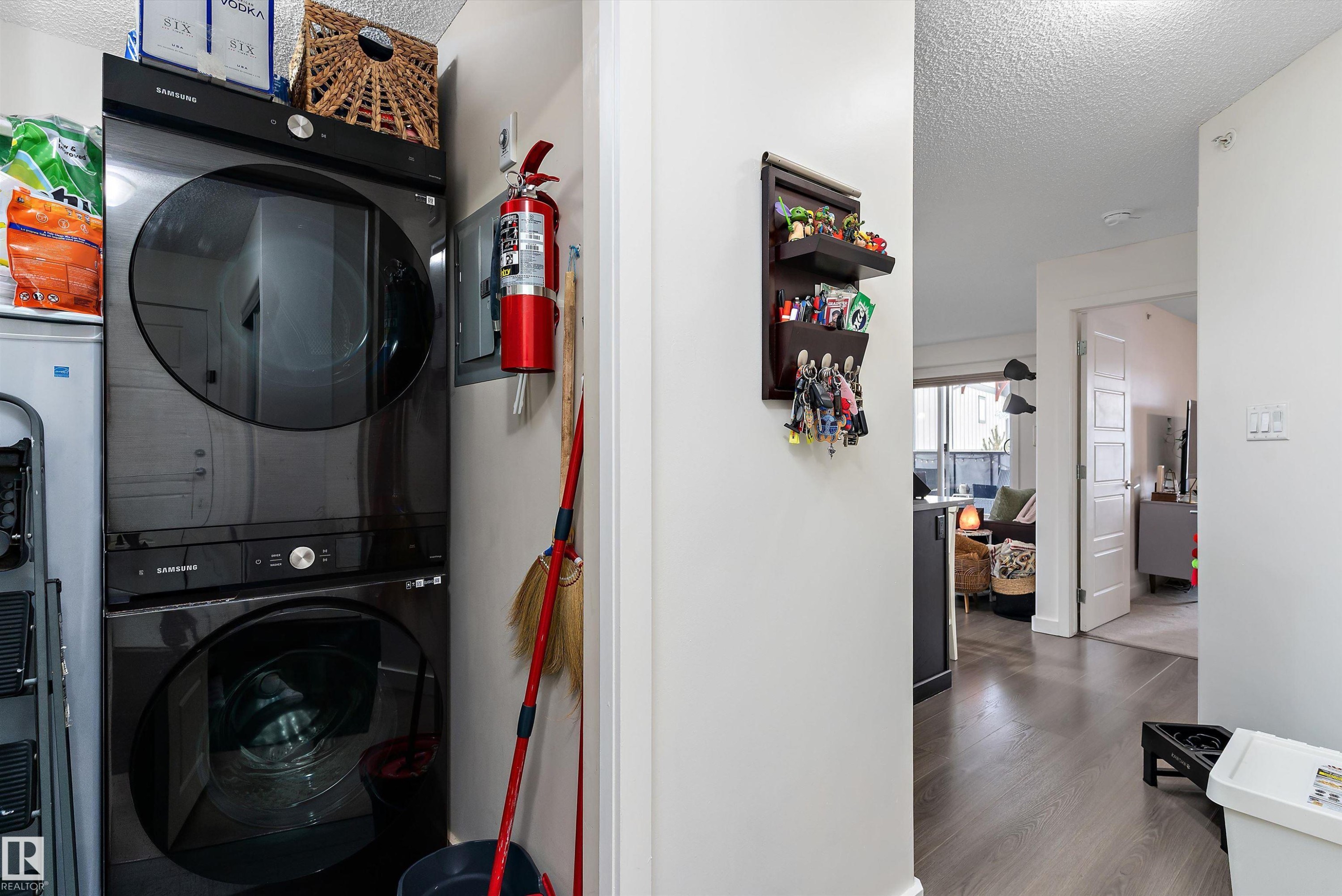 402 6084 Stanton Drive, Edmonton, AB - Indoor Photo Showing Laundry Room