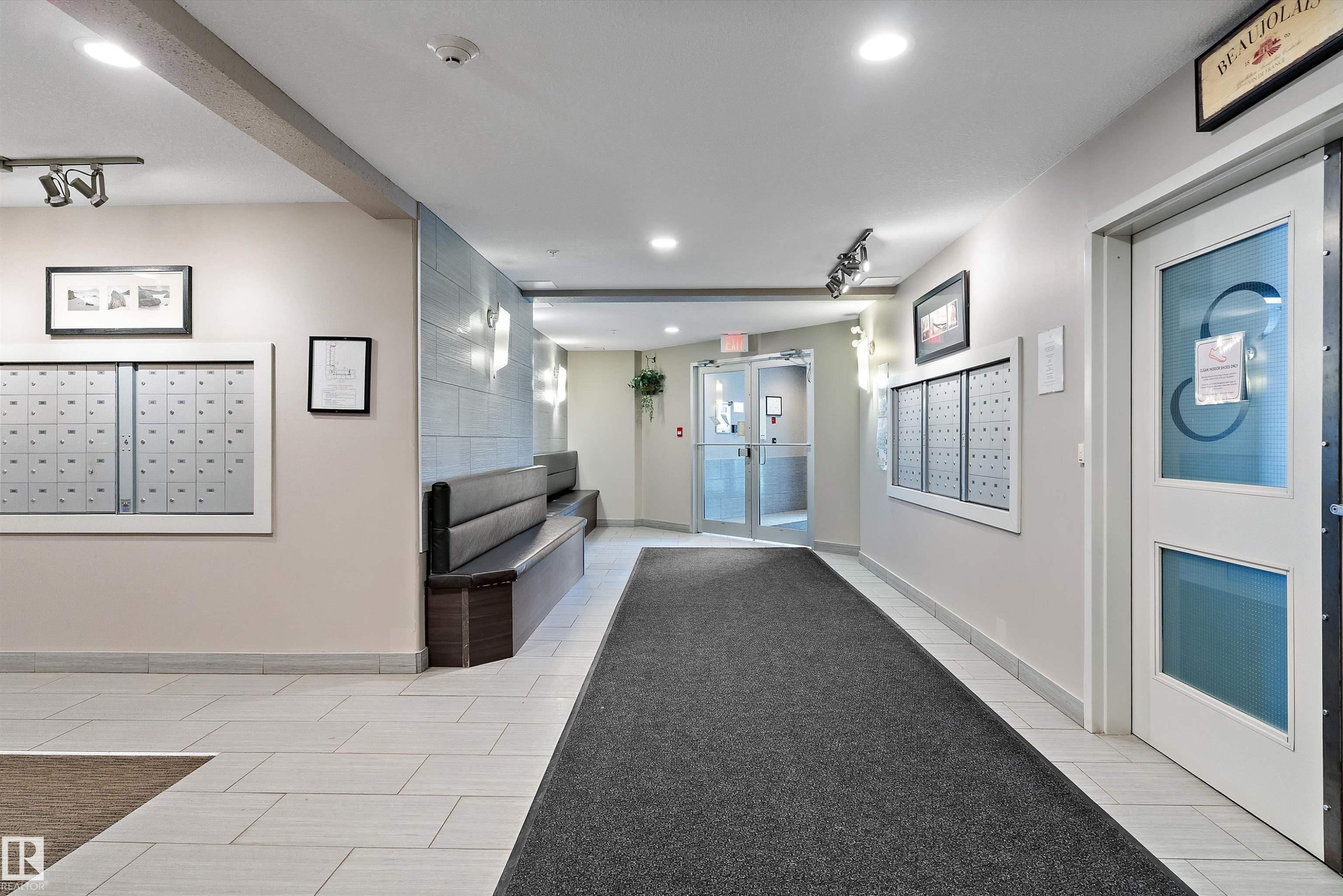 402 6084 Stanton Drive, Edmonton, AB - Indoor Photo Showing Other Room