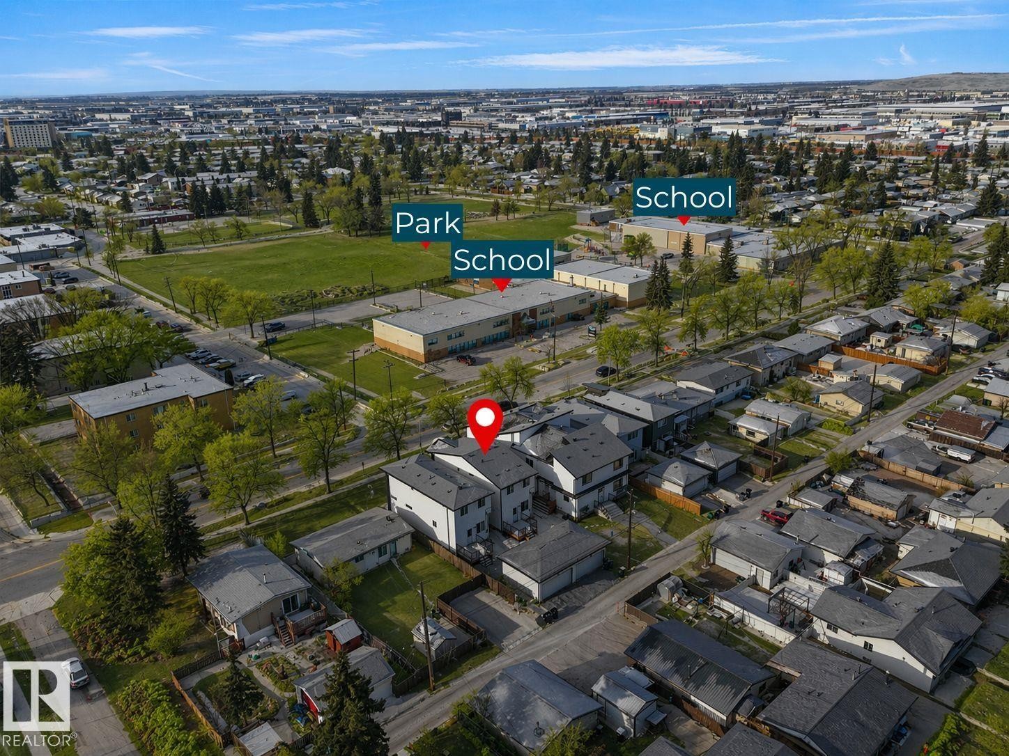 Residential neighborhood featuring detached and multi-unit properties - 10913 159 Street, Edmonton, AB - Outdoor With View