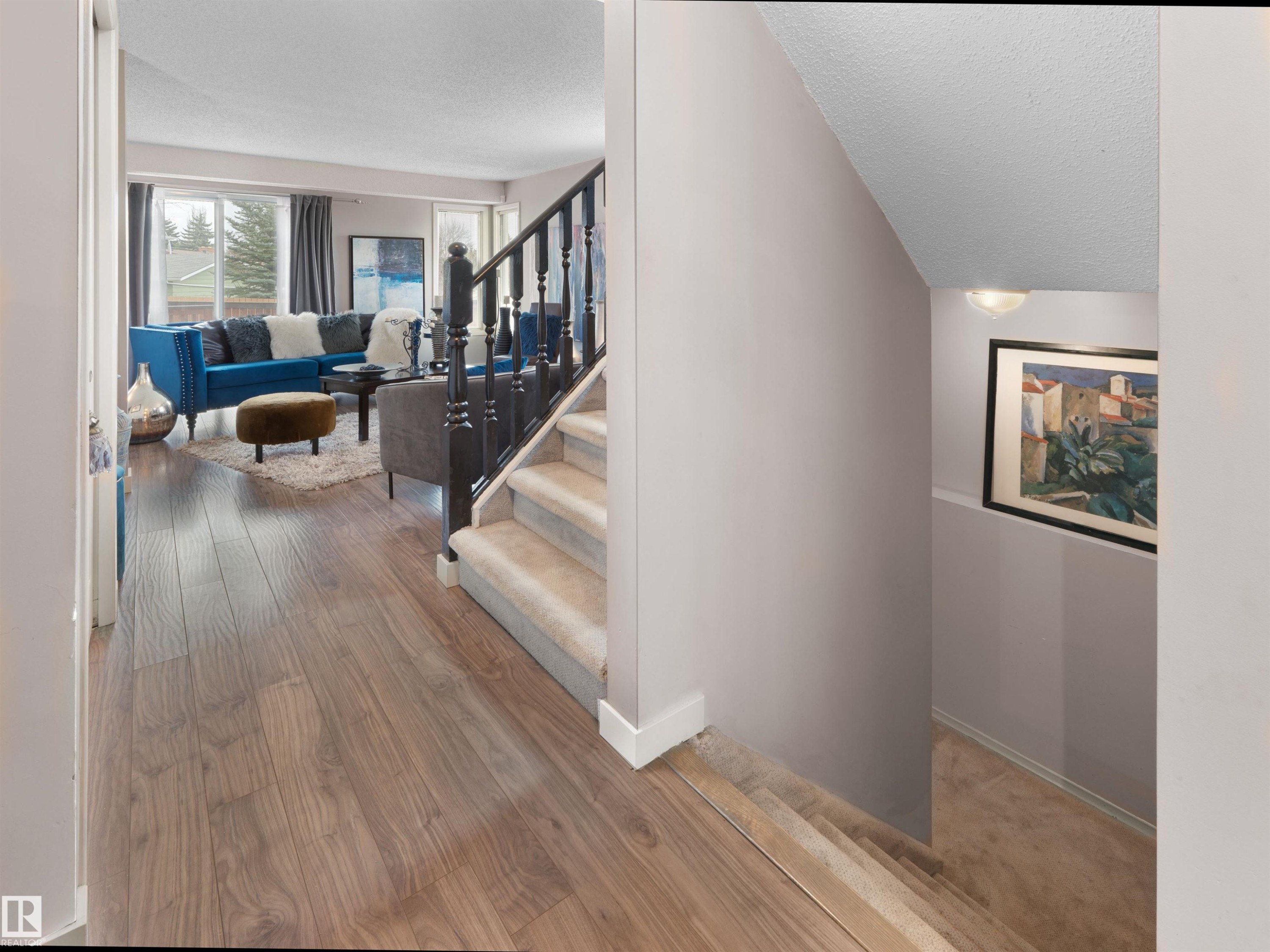 12335 25 Avenue, Edmonton, AB - Indoor