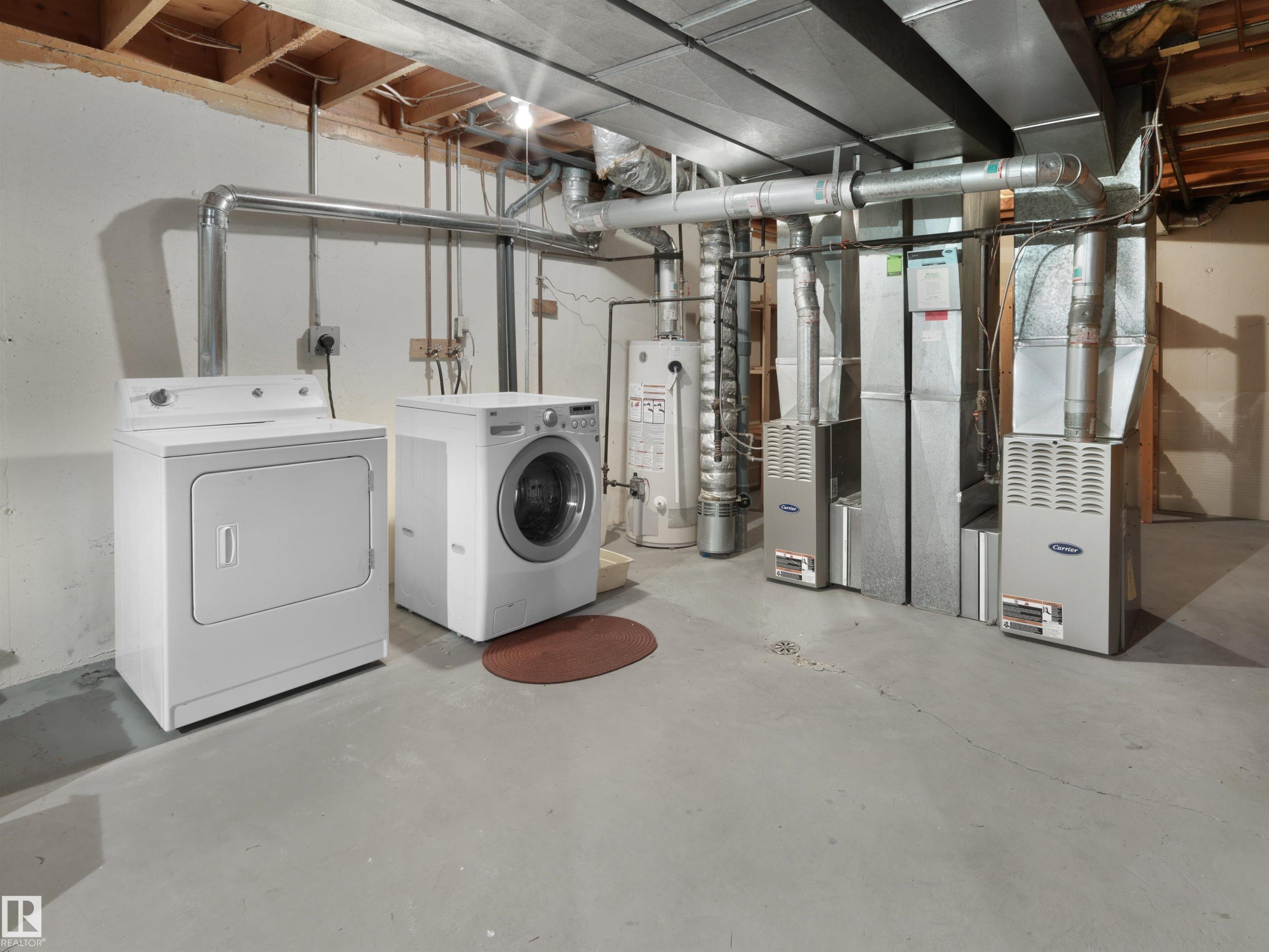 12335 25 Avenue, Edmonton, AB - Indoor Photo Showing Laundry Room