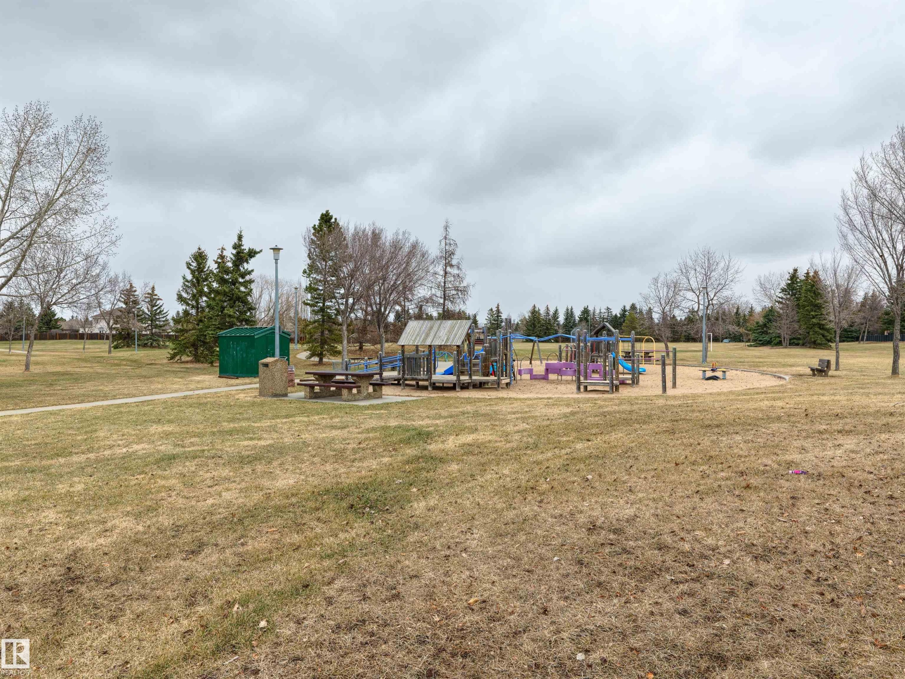 12335 25 Avenue, Edmonton, AB - Outdoor