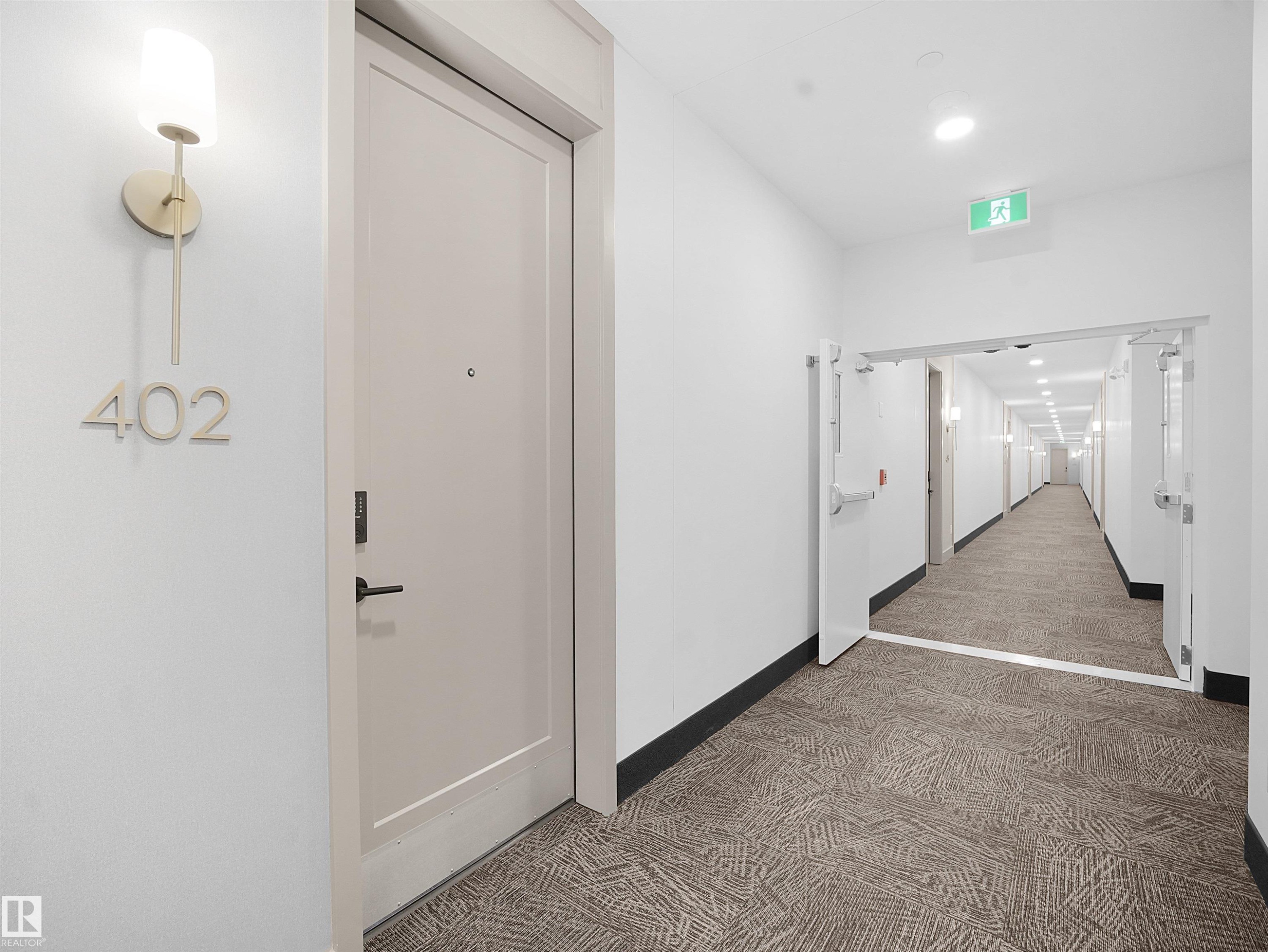 402 7459 May Common, Edmonton, AB - Indoor Photo Showing Other Room