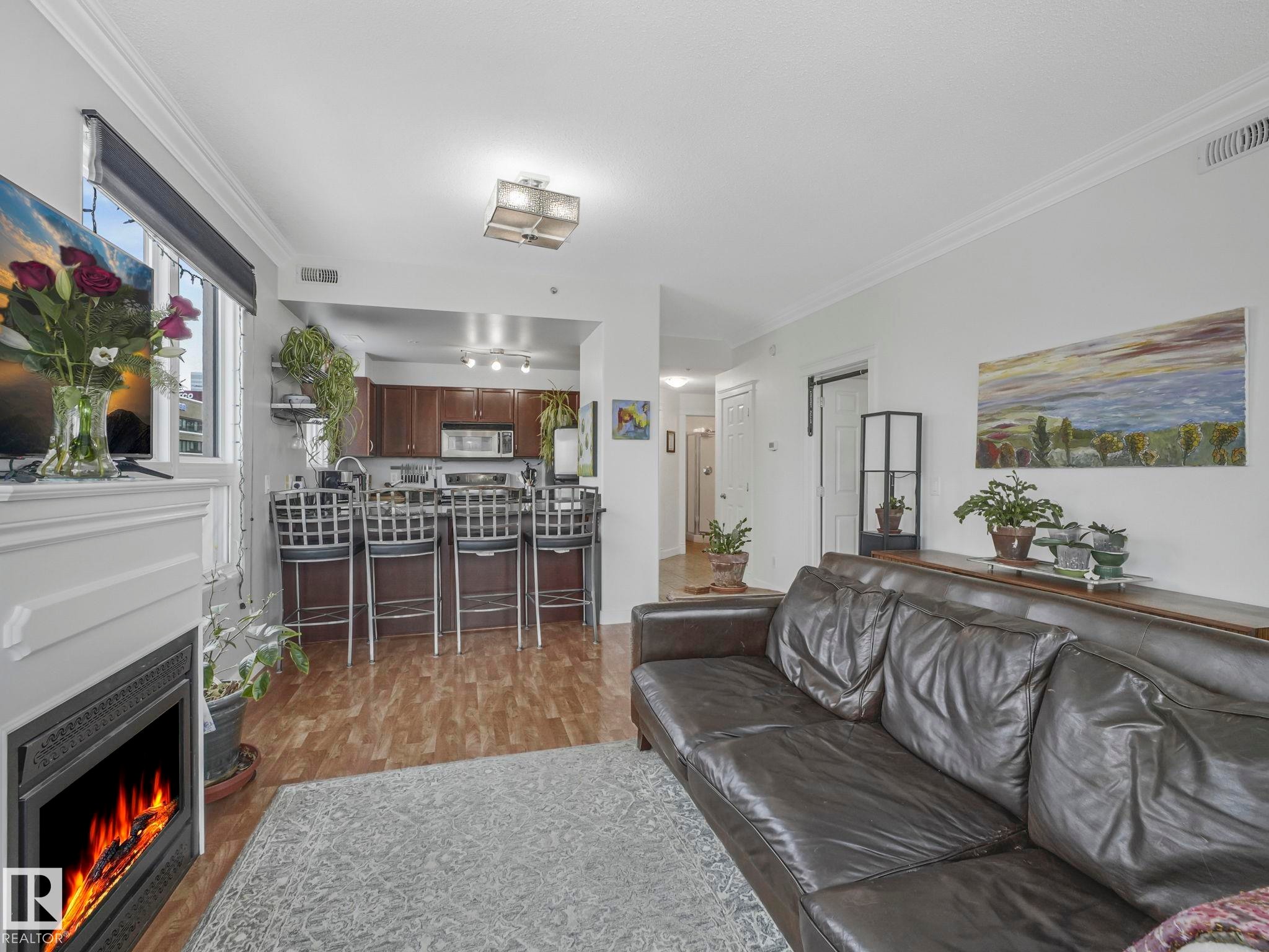 #1005 9939 109 St Nw, Edmonton, AB