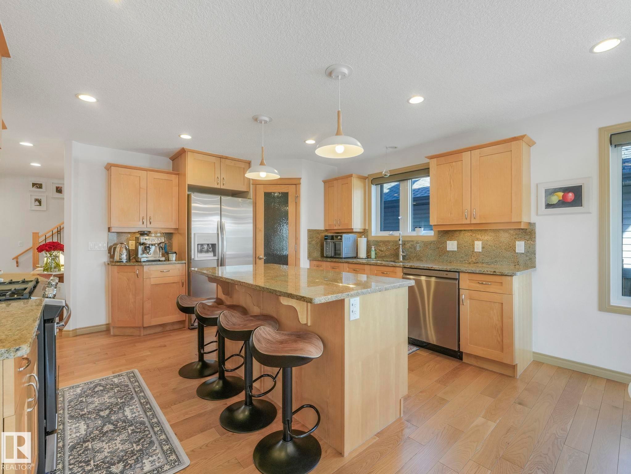 8723 207 Street Nw, Edmonton, AB - Indoor Photo Showing Kitchen