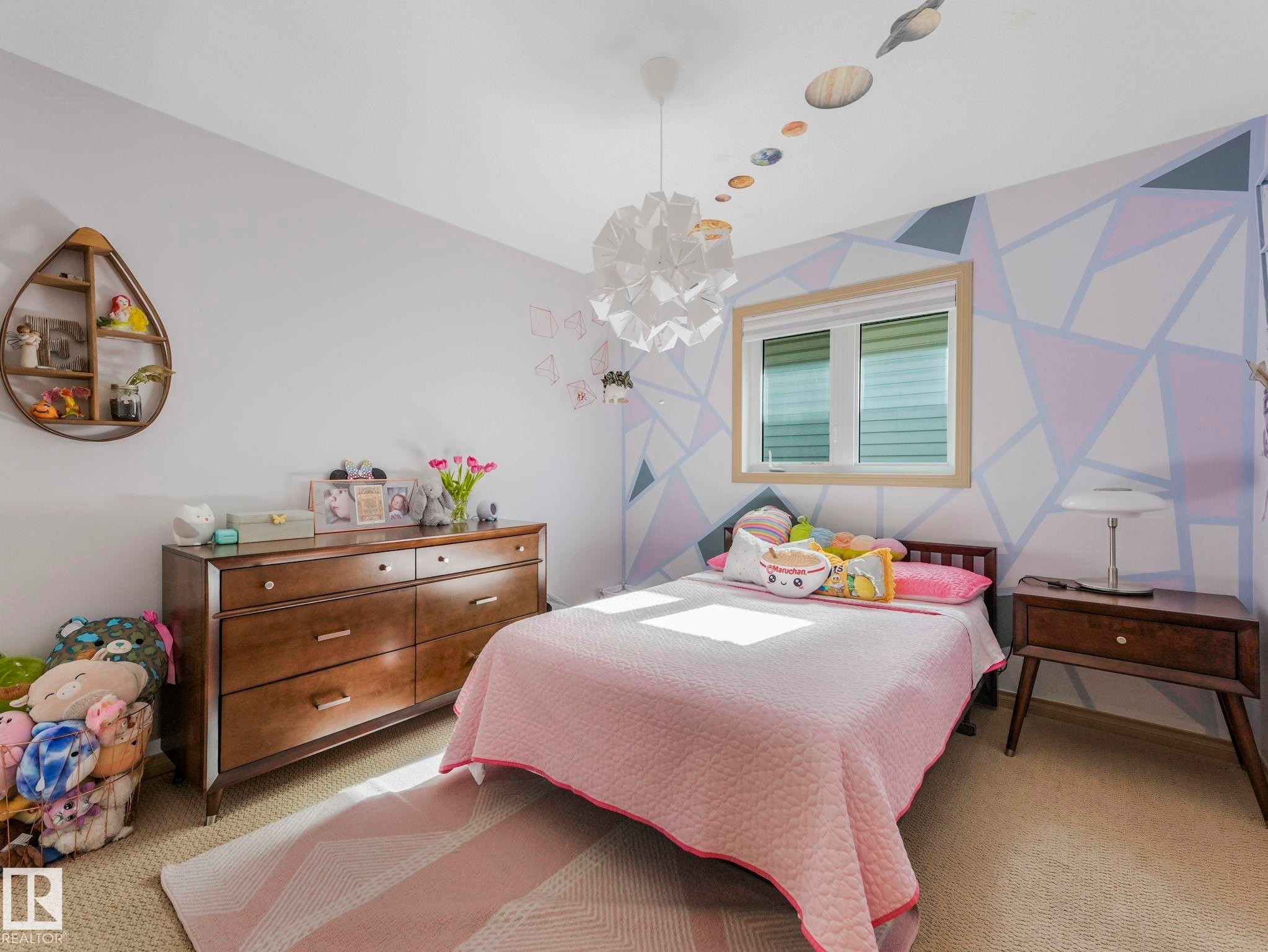 8723 207 Street Nw, Edmonton, AB - Indoor Photo Showing Bedroom