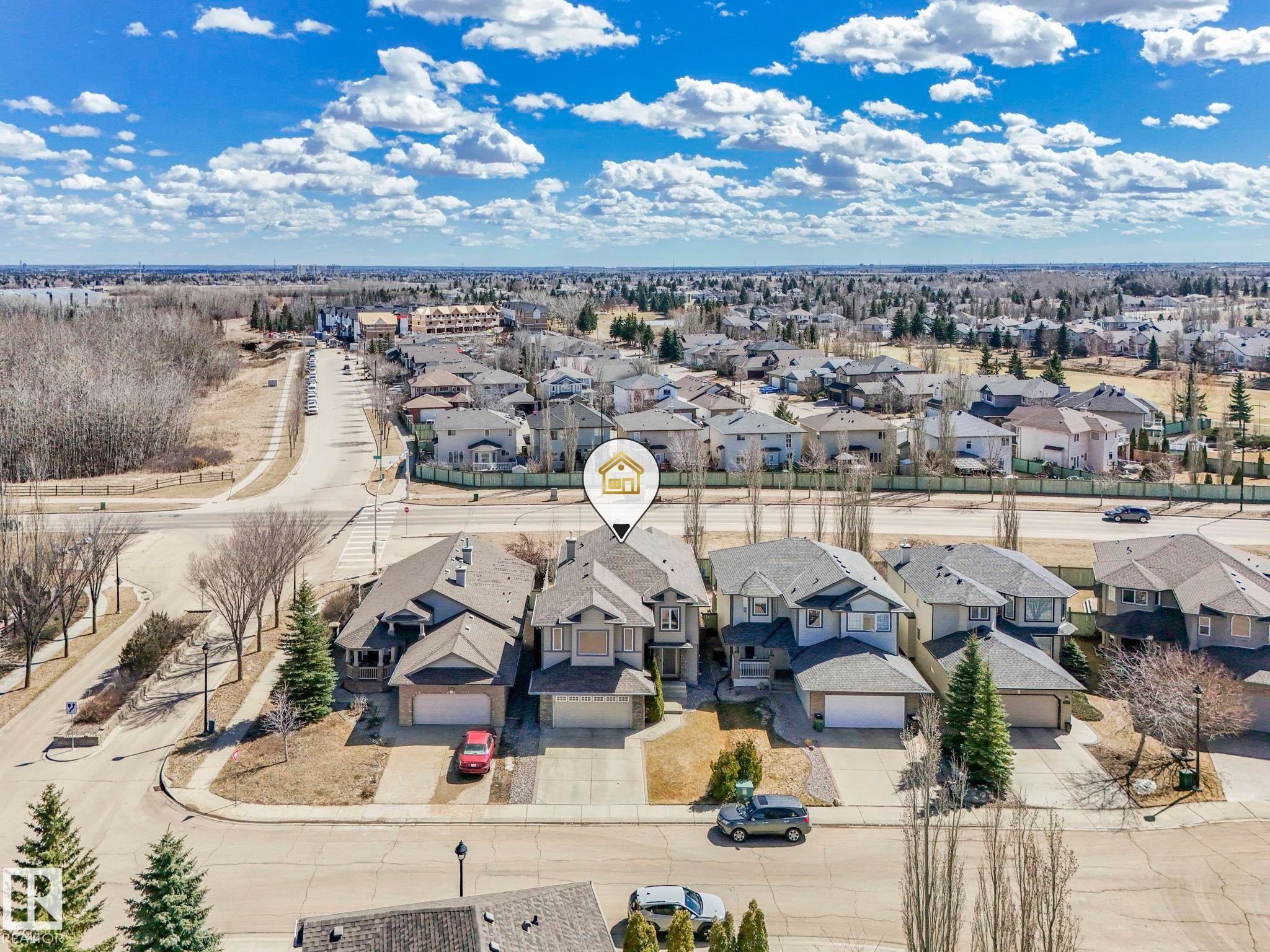 8723 207 Street Nw, Edmonton, AB - Outdoor With View