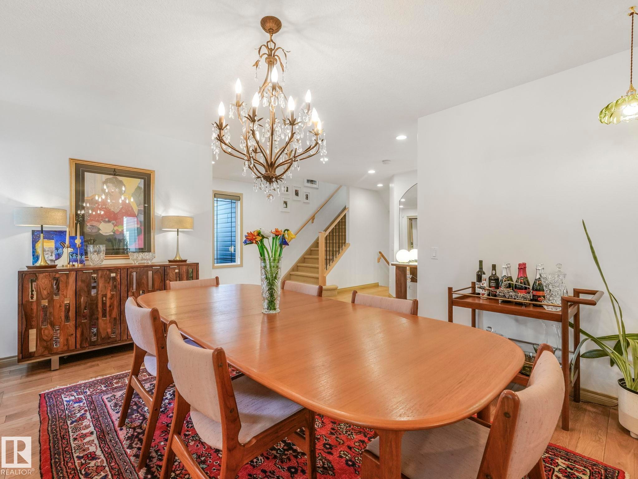8723 207 Street Nw, Edmonton, AB - Indoor Photo Showing Dining Room