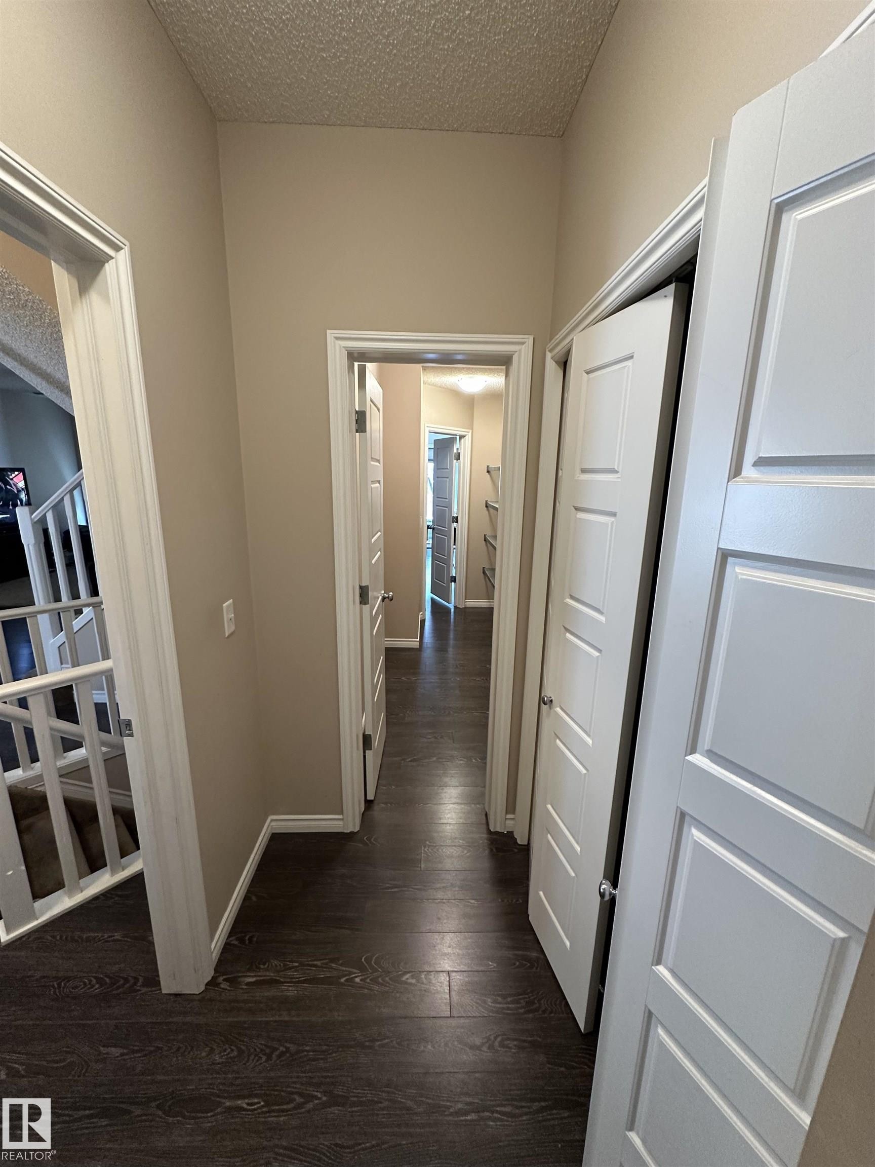 3233 21A Avenue, Edmonton, AB - Indoor Photo Showing Other Room
