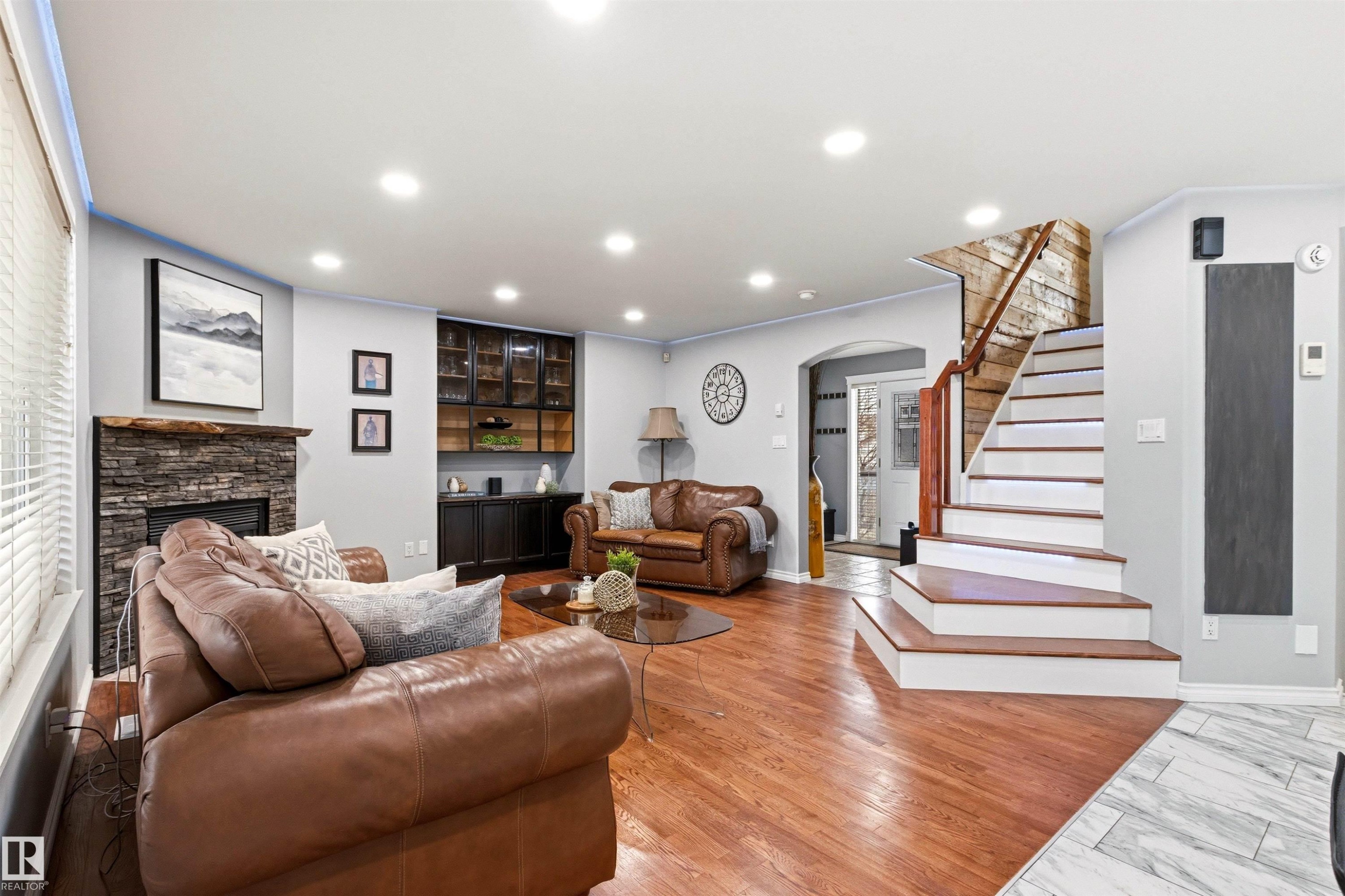 46 Hillcrest Place, St. Albert, AB - Indoor Photo Showing Living Room With Fireplace