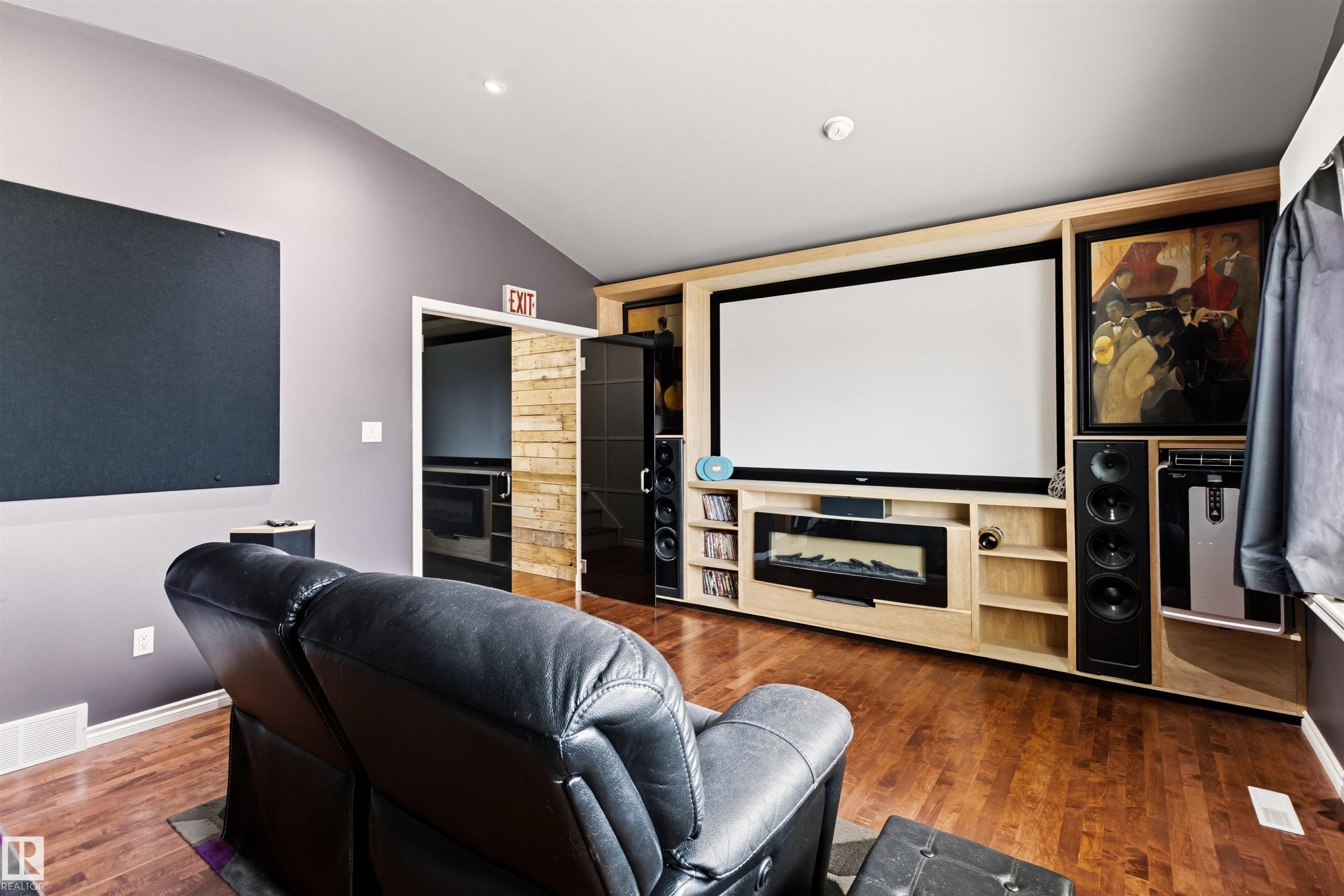 46 Hillcrest Place, St. Albert, AB - Indoor Photo Showing Other Room