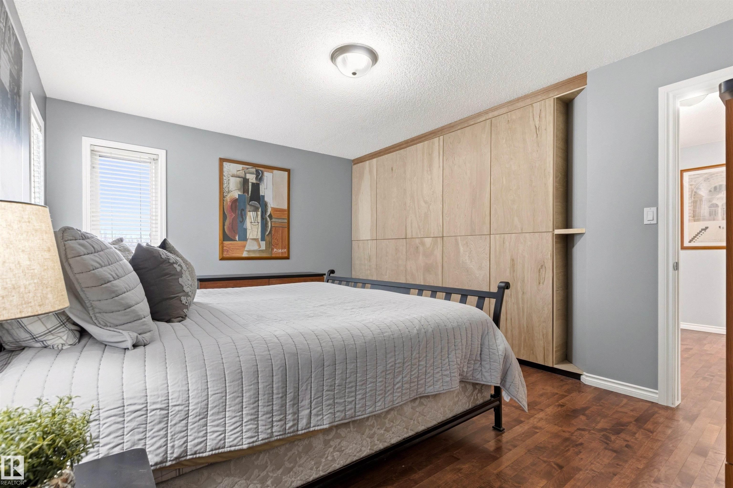 46 Hillcrest Place, St. Albert, AB - Indoor Photo Showing Bedroom