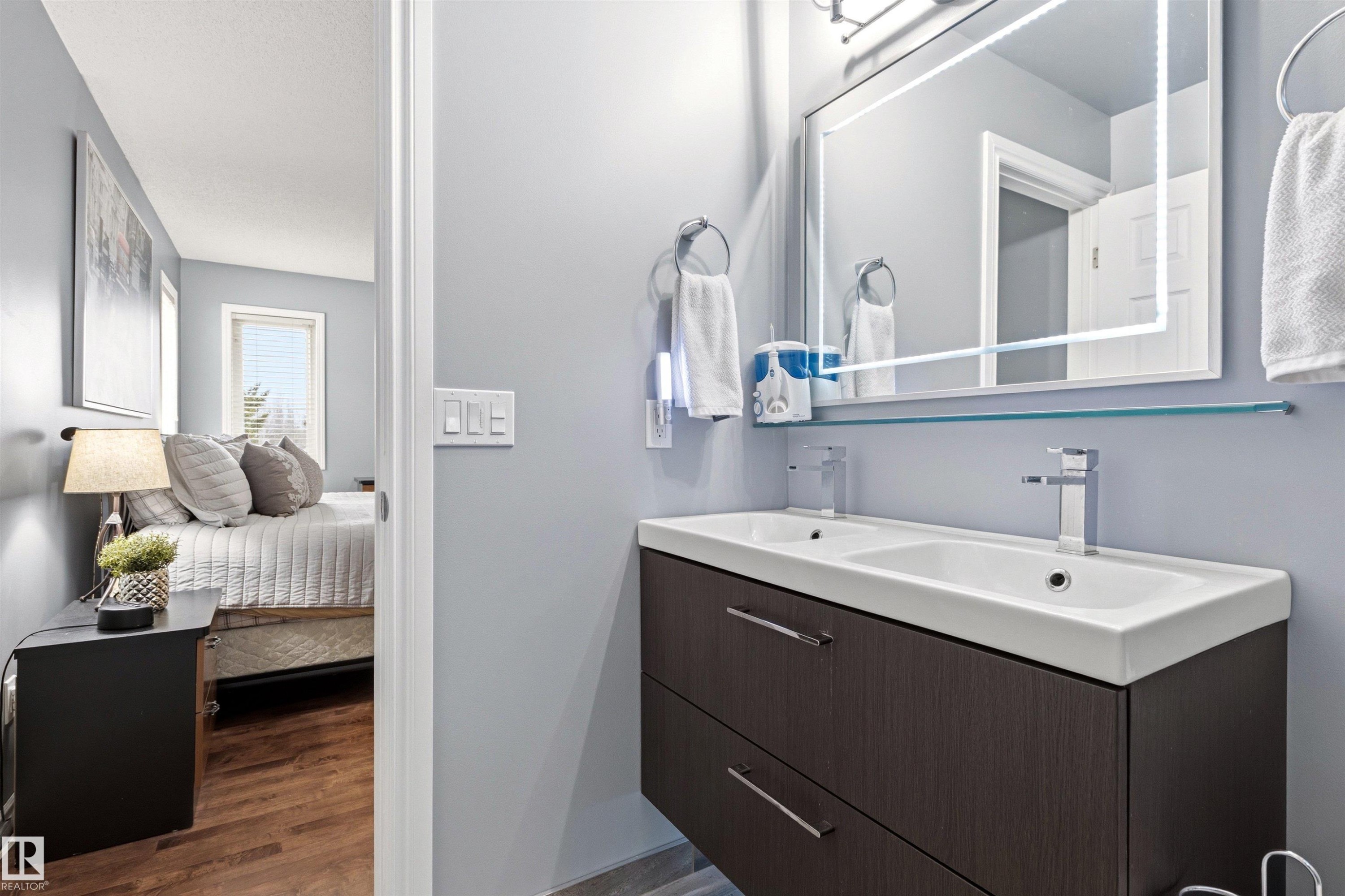 46 Hillcrest Place, St. Albert, AB - Indoor Photo Showing Bathroom