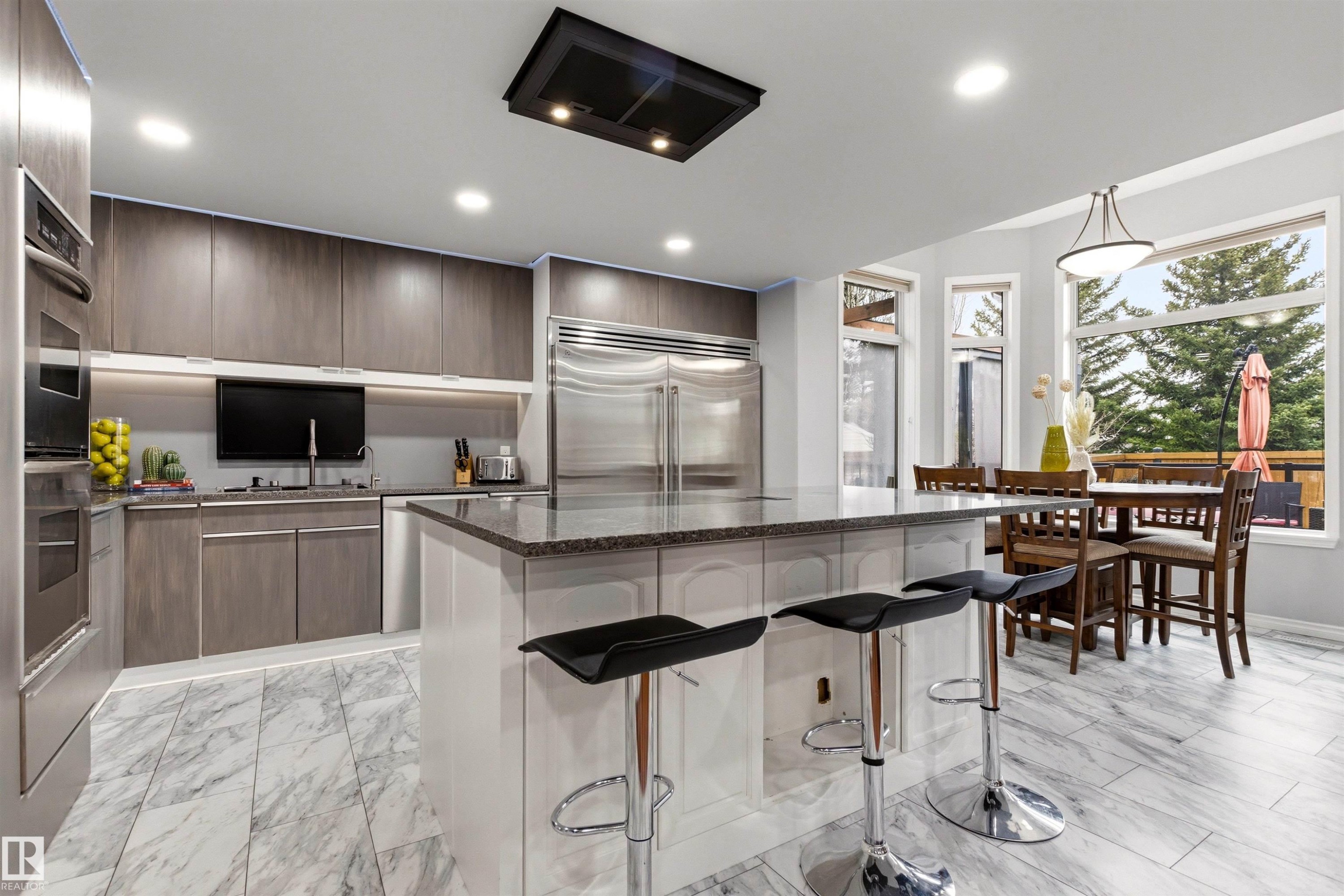 46 Hillcrest Place, St. Albert, AB - Indoor