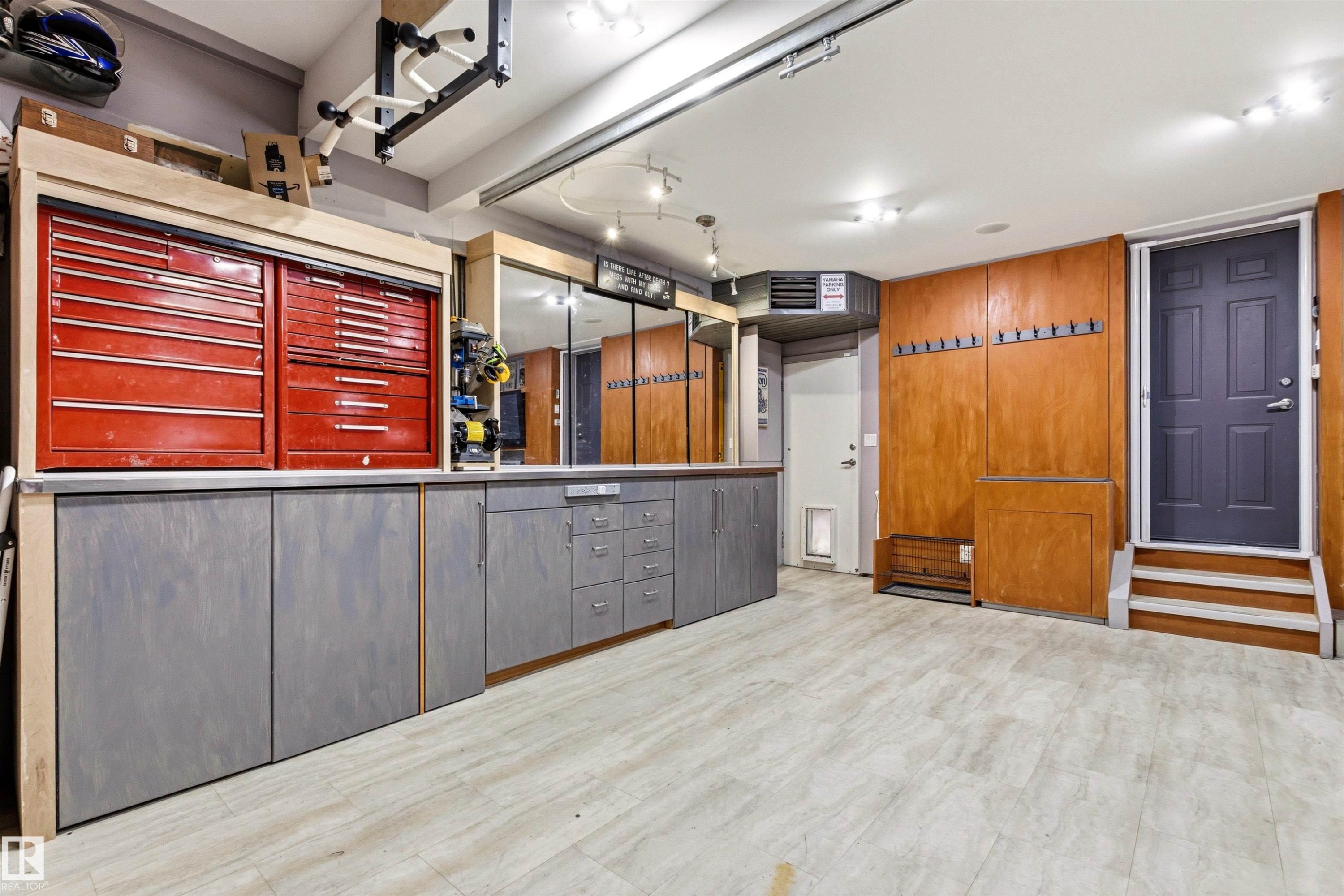 46 Hillcrest Place, St. Albert, AB - Indoor