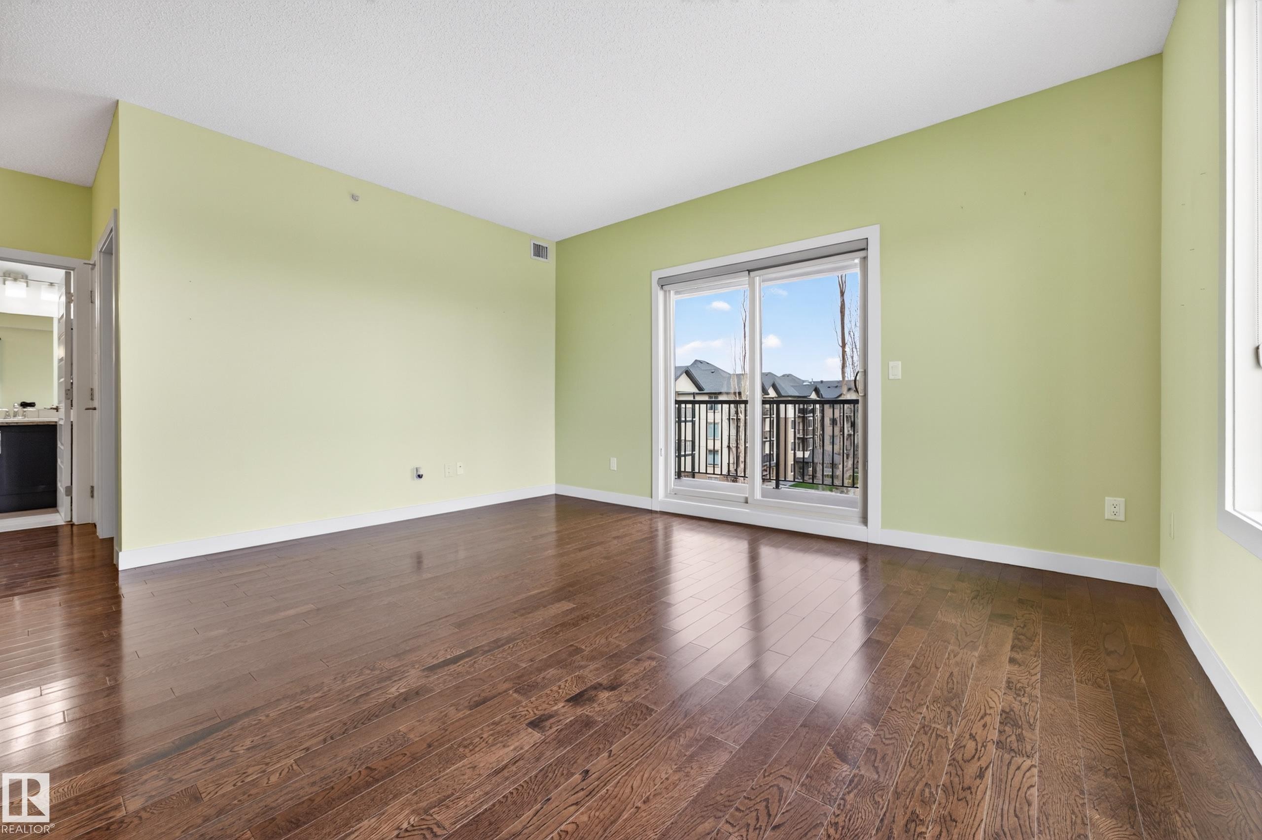 413 10530 56 Avenue, Edmonton, AB - Indoor Photo Showing Other Room
