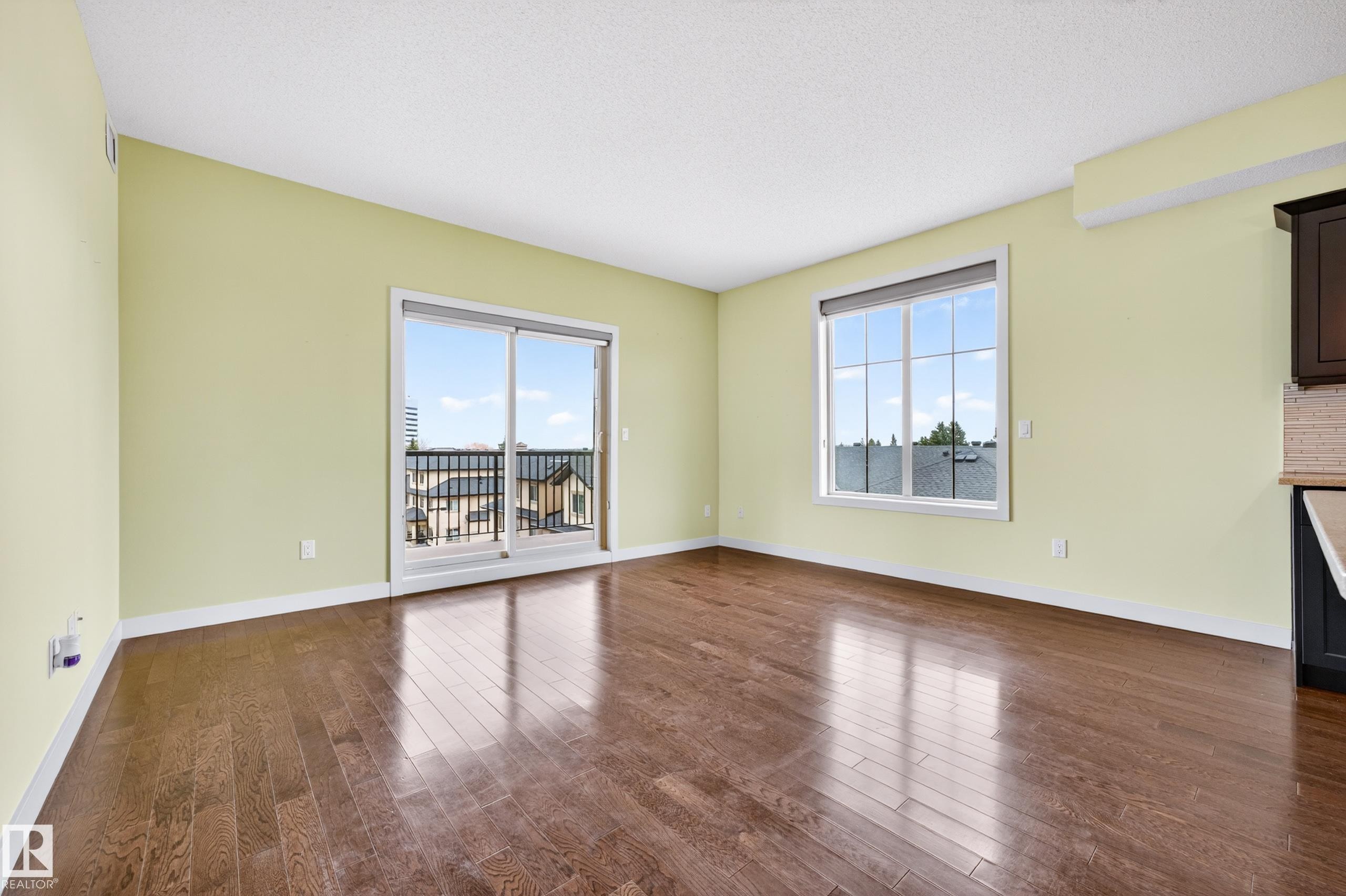 413 10530 56 Avenue, Edmonton, AB - Indoor Photo Showing Other Room