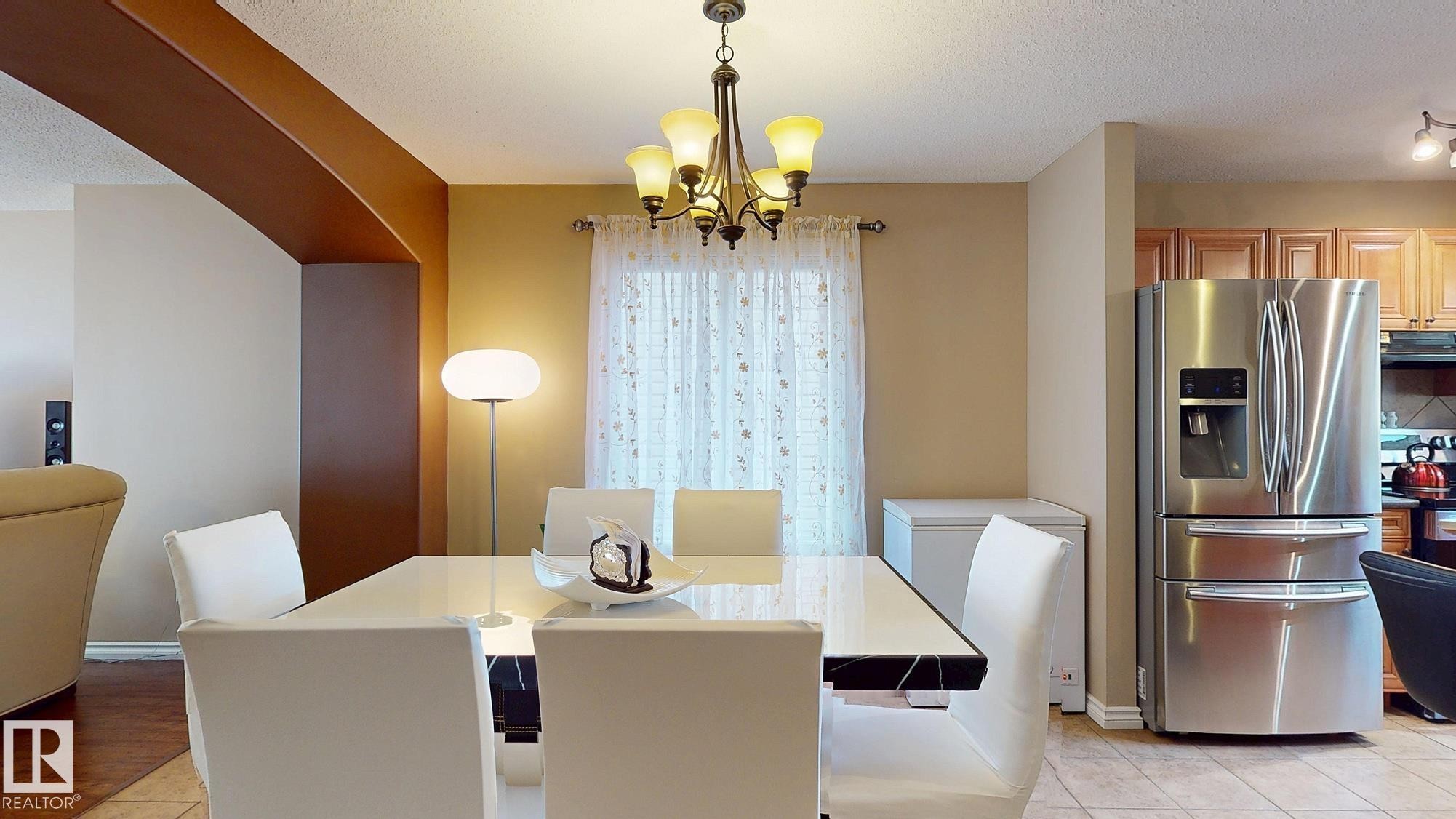 11844 125 Street, Edmonton, AB - Indoor Photo Showing Dining Room