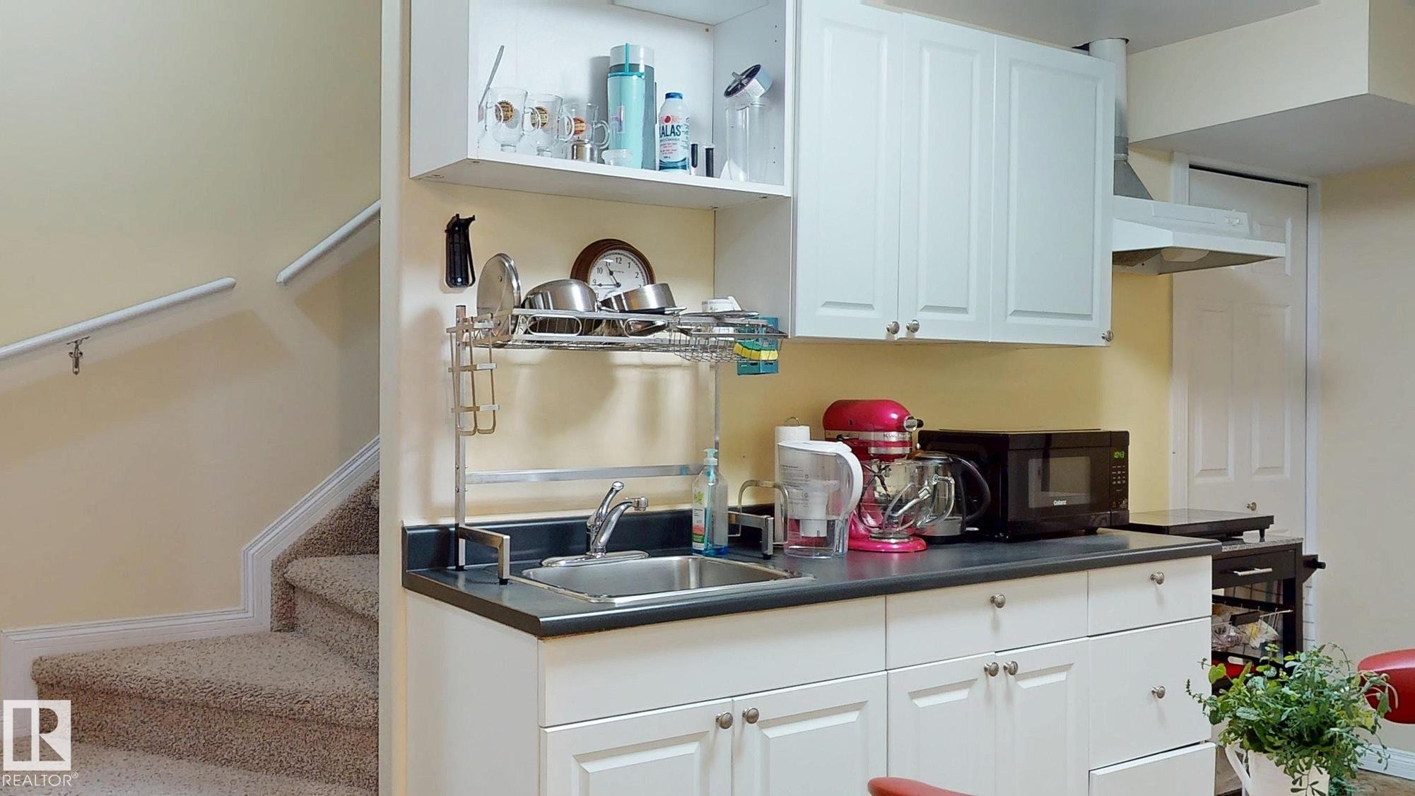11844 125 Street, Edmonton, AB - Indoor