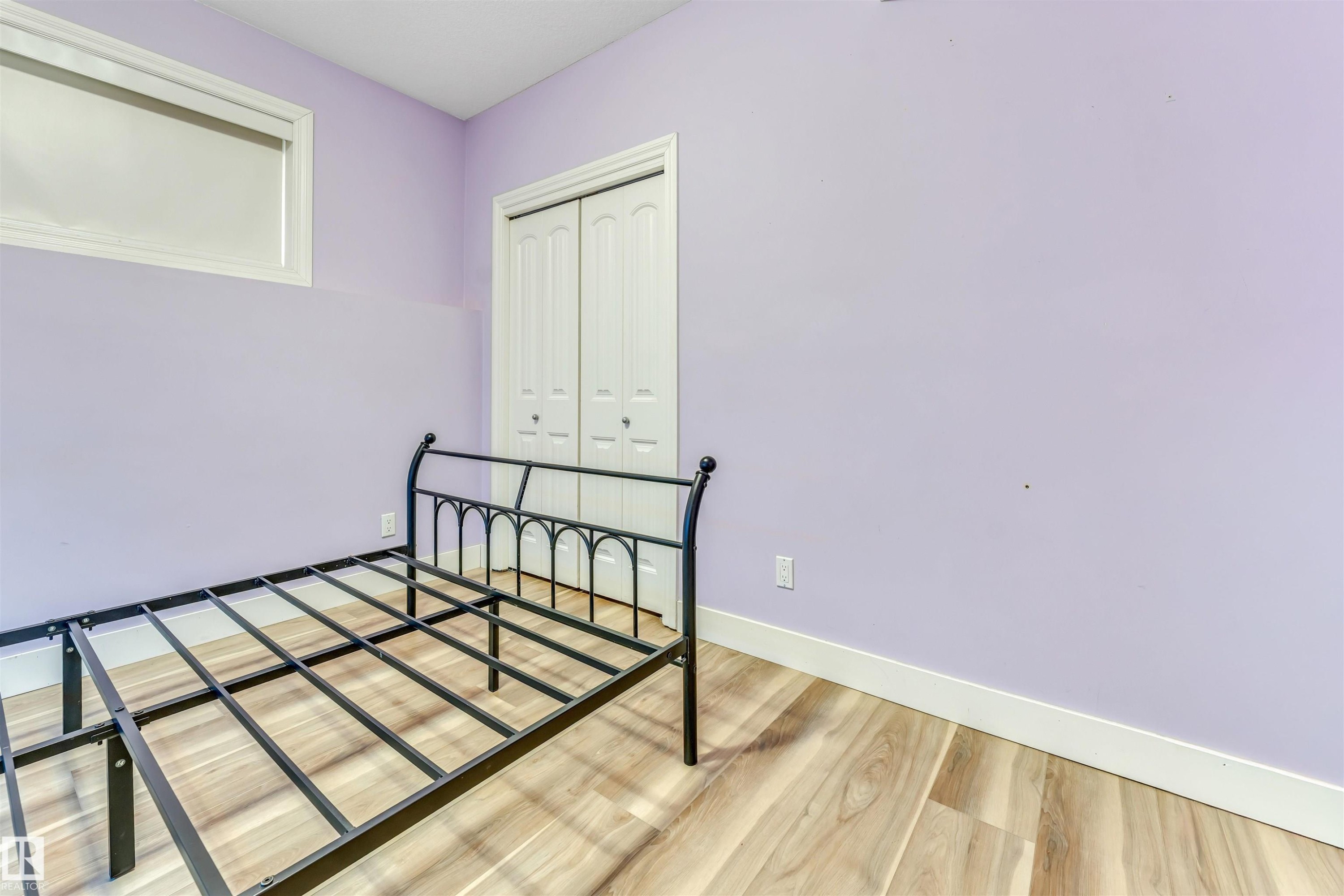 3228 18 St, Edmonton, AB - Indoor Photo Showing Other Room