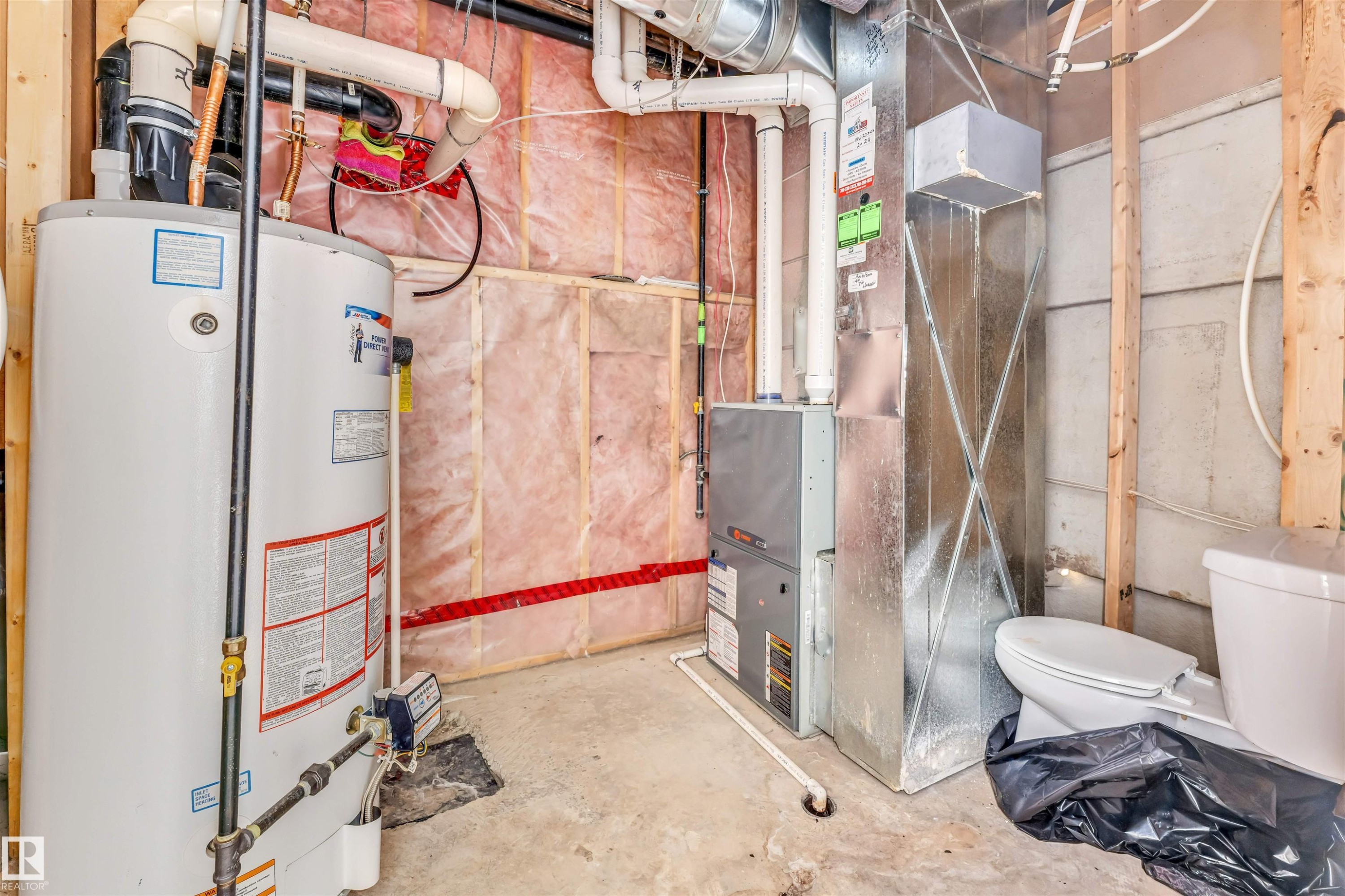 3228 18 St, Edmonton, AB - Indoor Photo Showing Basement