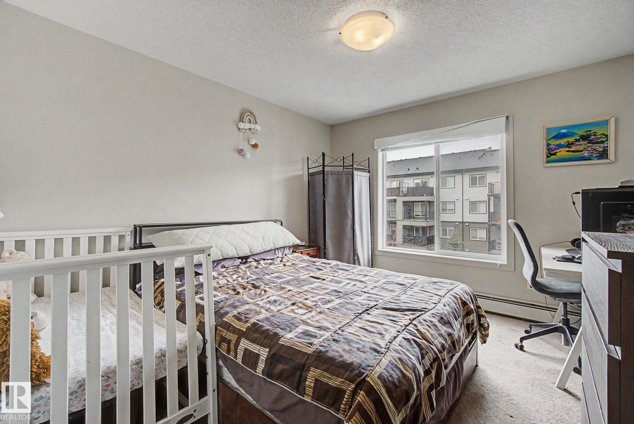 330 390 Windermere Rd, Edmonton, AB - Indoor Photo Showing Bedroom