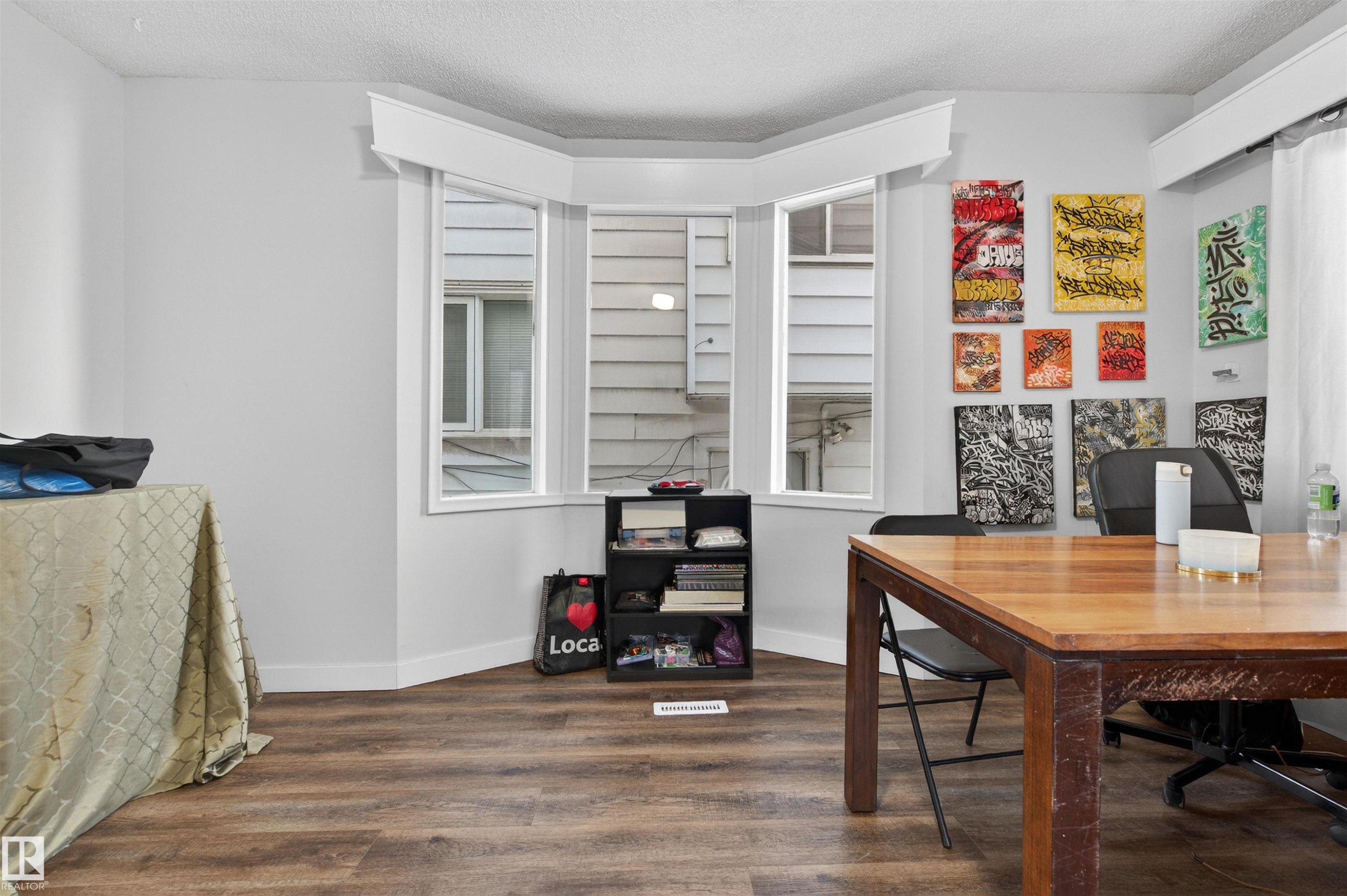 9205 99 Street, Edmonton, AB - Indoor