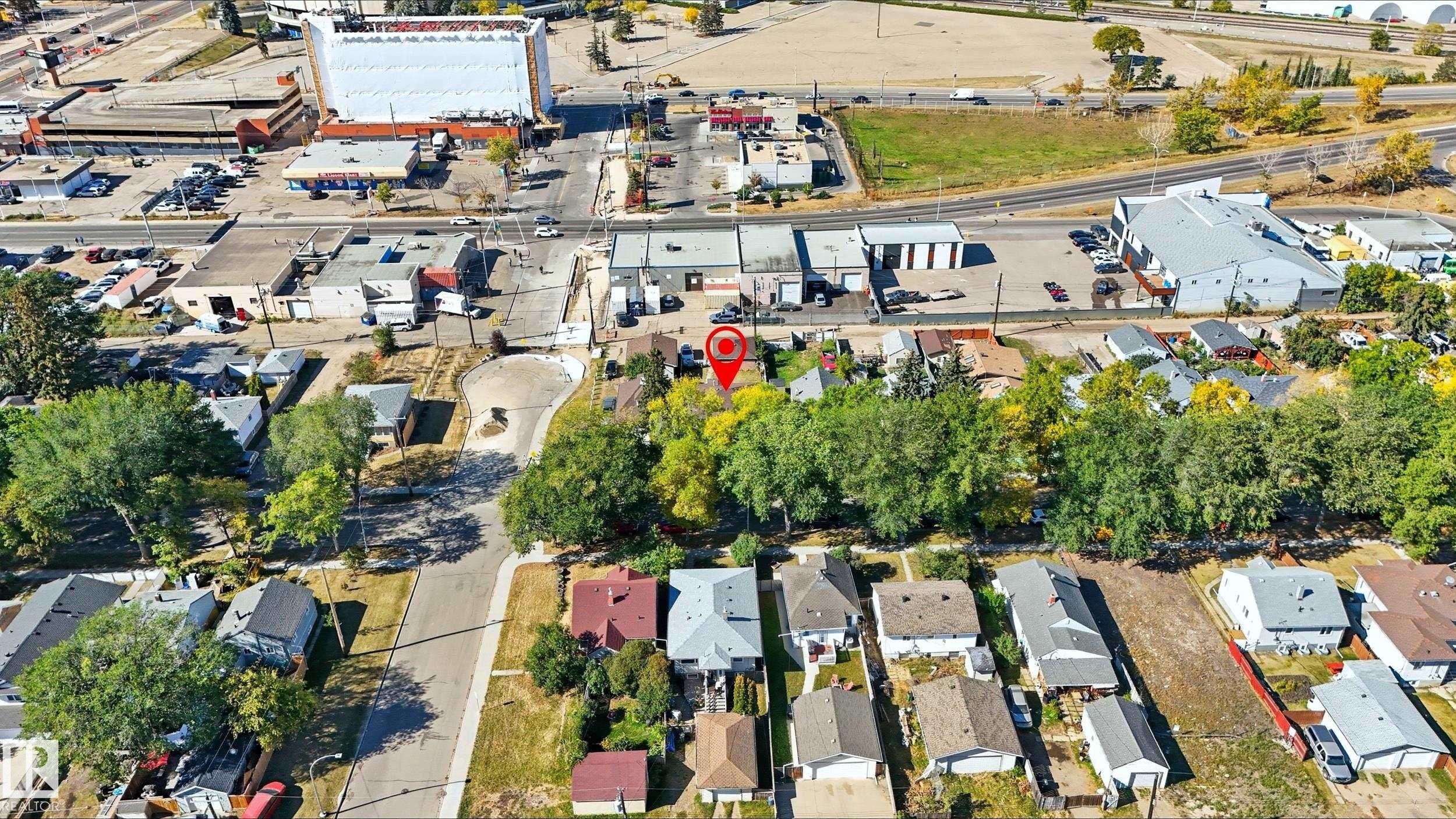11908 71 Street, Edmonton, AB - Outdoor With View