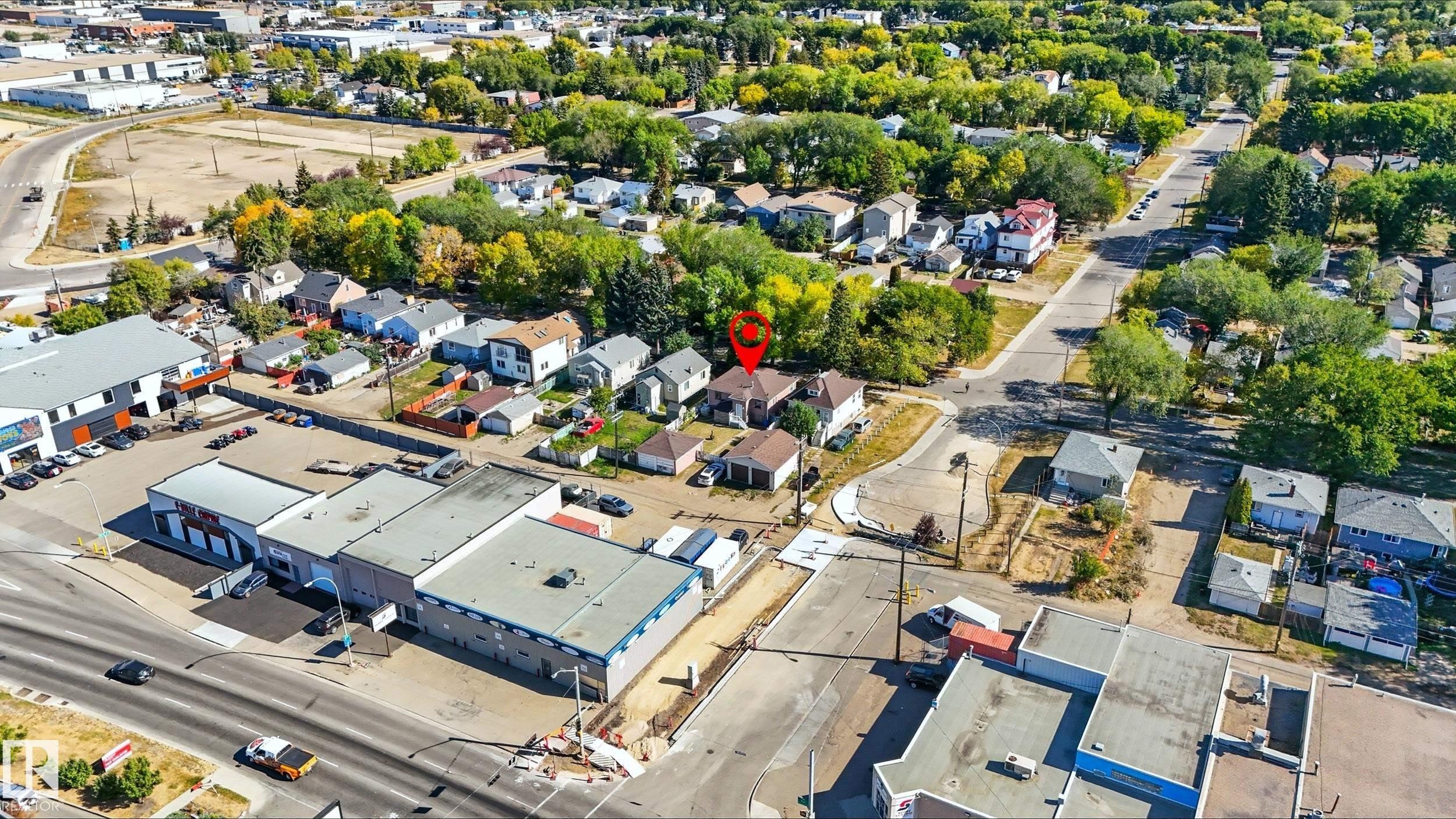 11908 71 Street, Edmonton, AB - Outdoor With View