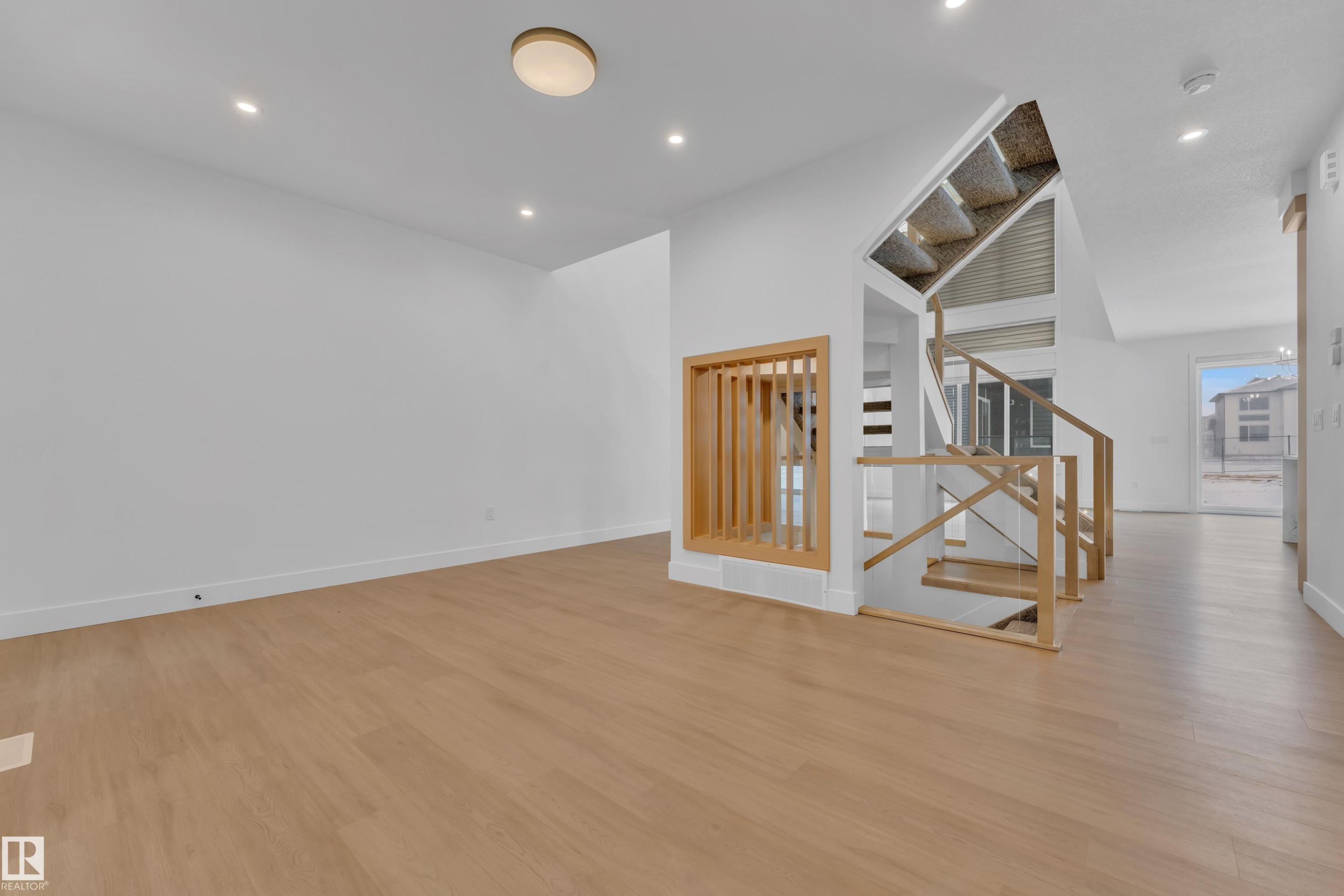 8790 Mayday Lane, Edmonton, AB - Indoor Photo Showing Other Room